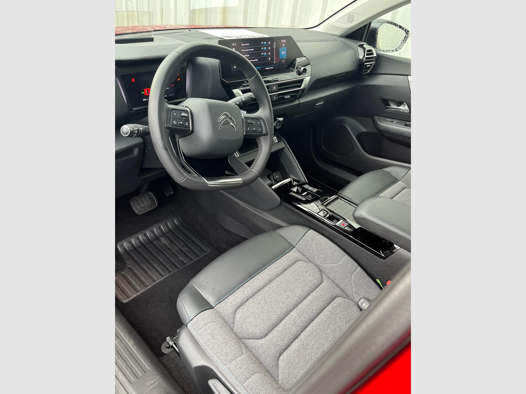 Citroën C4 1.2 130EAT8 (2022) - Foto 3