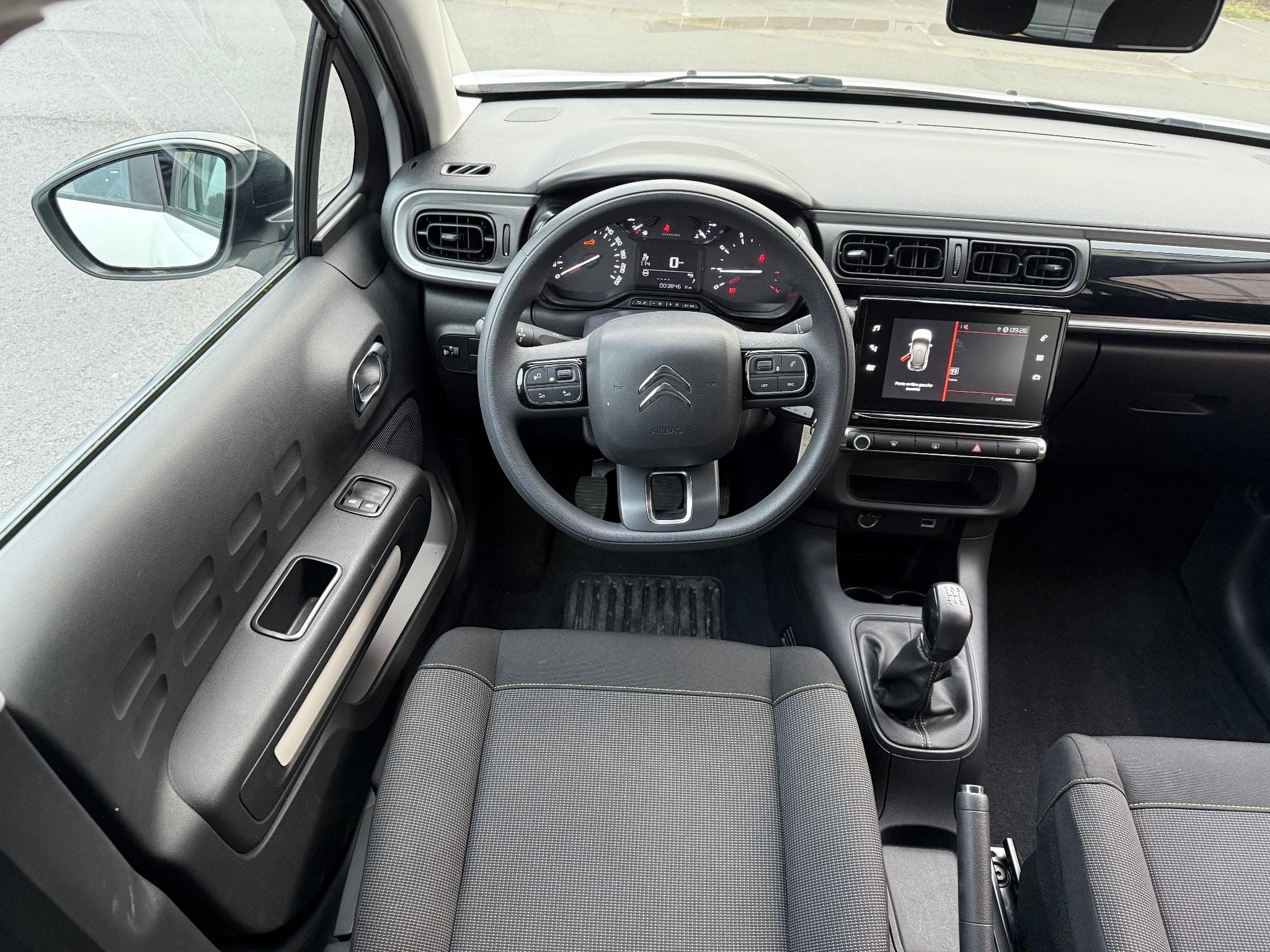 Citroën C3 1.2 PURETECH 83 PLUS (2024) - Photo 4