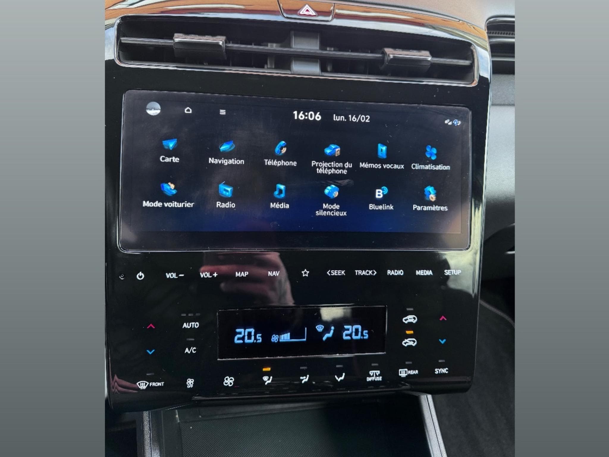 Hyundai Tucson N-Line 1.6 T-GDi 48V Mild Hybrid DCT7 (2024) - Foto 10