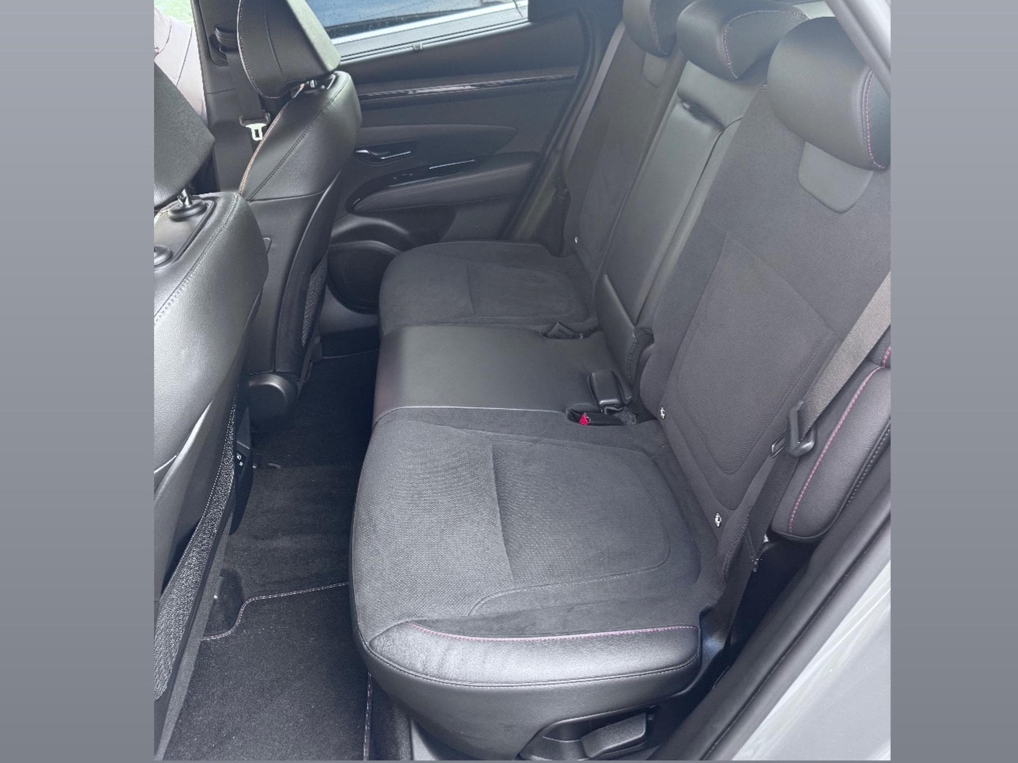 Hyundai Tucson N-Line 1.6 T-GDi 48V Mild Hybrid DCT7 (2024) - Foto 13