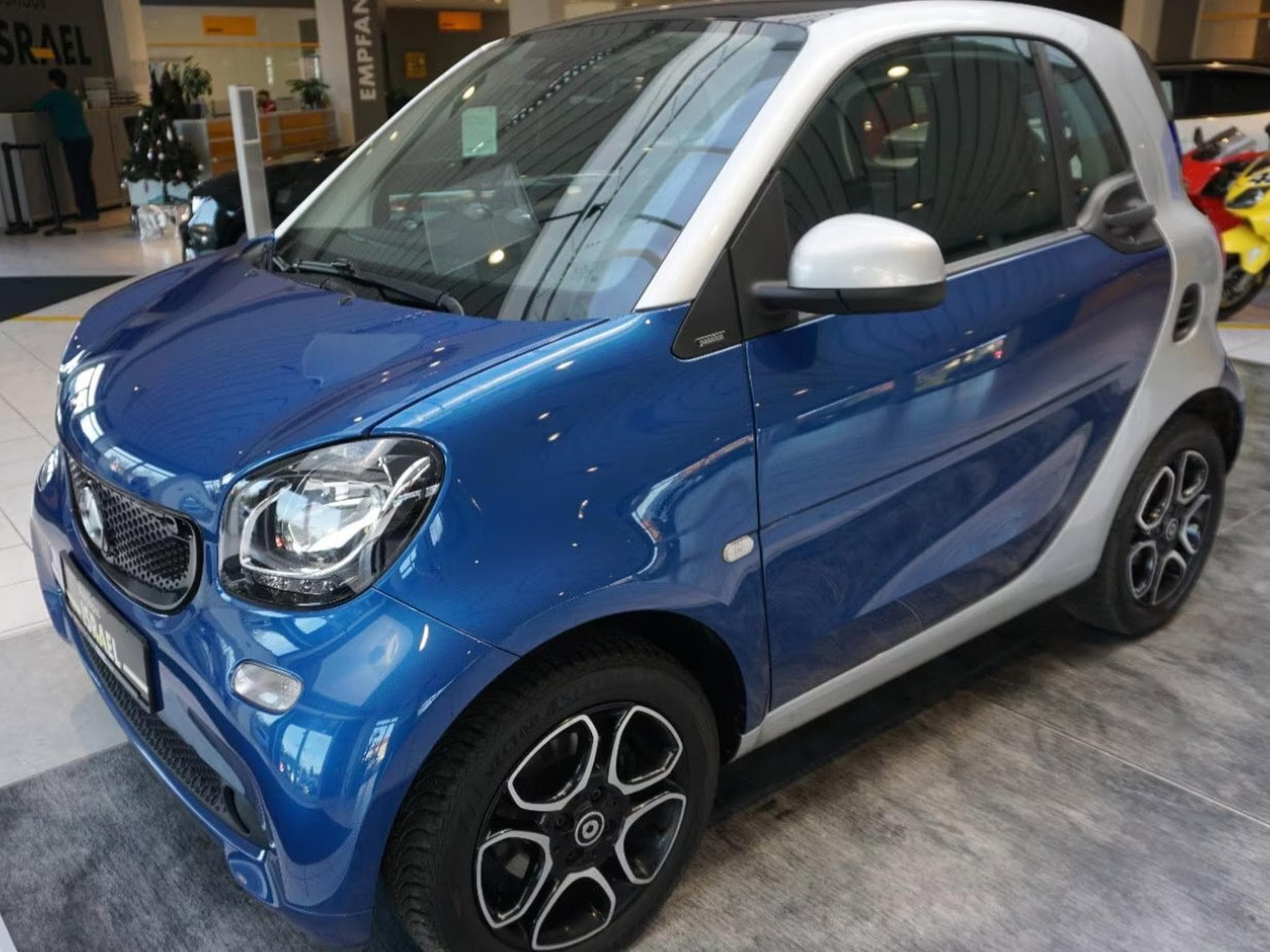 Smart Fortwo coupe passion AUTOMATIK (2019) - Foto 3