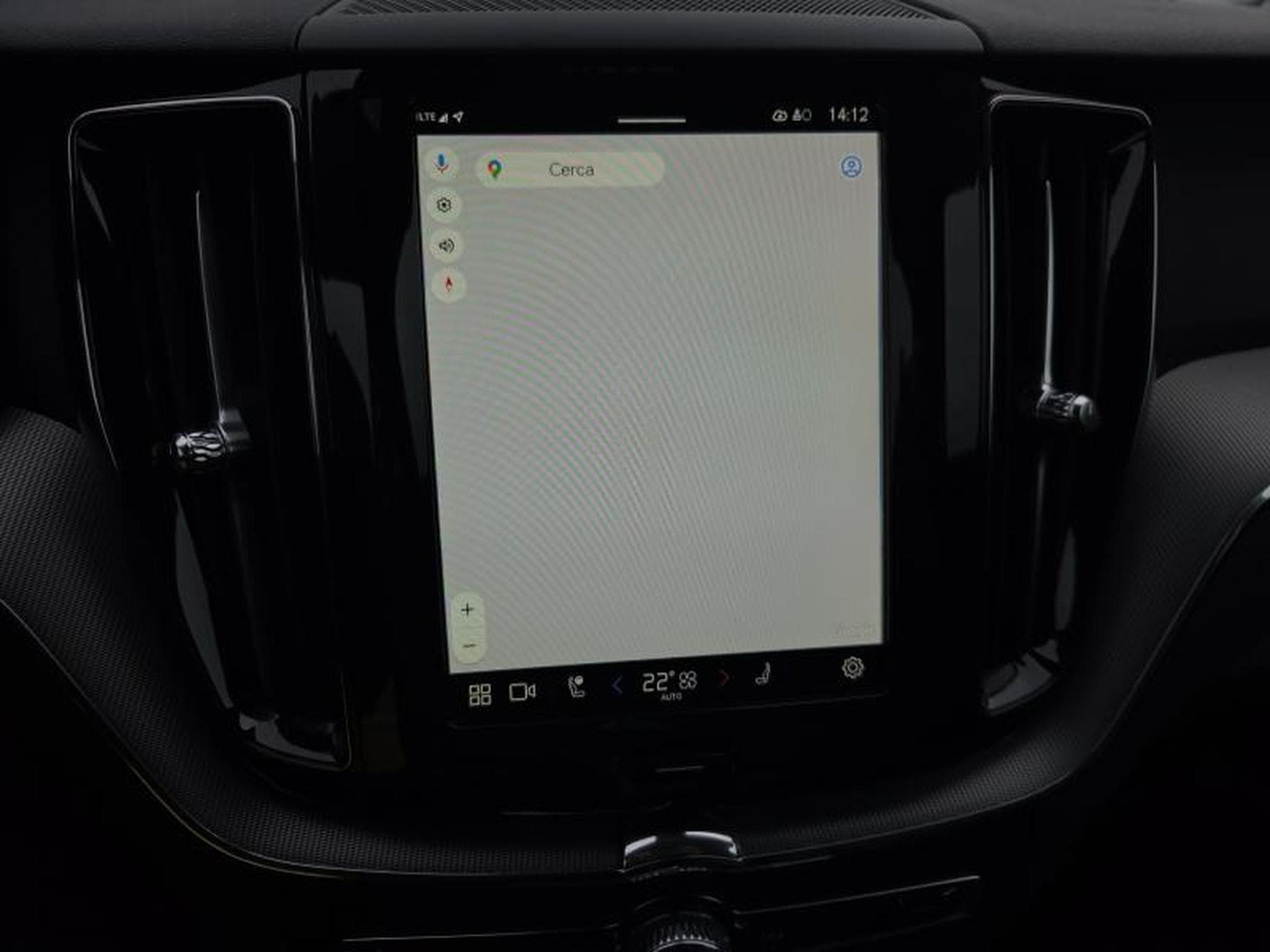 Volvo XC60 B4 Plus Dark / Essence (2024) - Foto 37