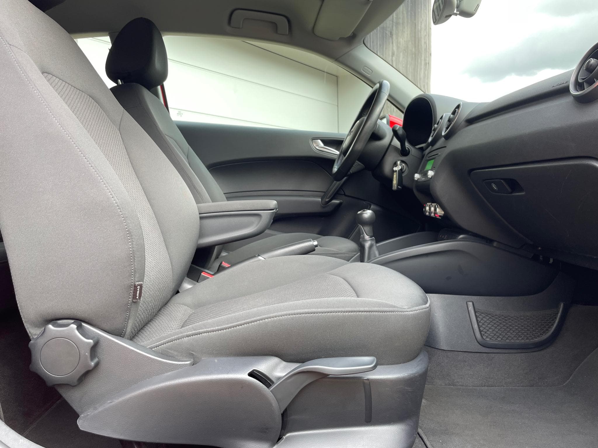 Audi A1 1.2 TFSi (2011) - Photo 4