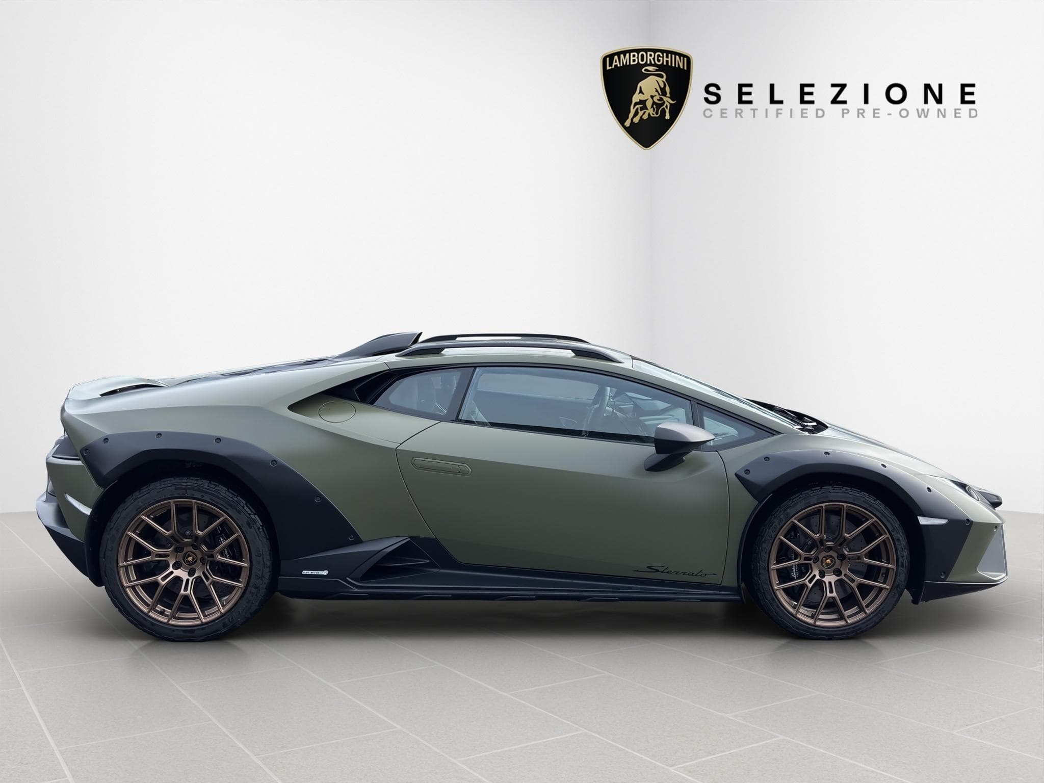 Lamborghini Huracán Sterrato (2023) - Photo 2
