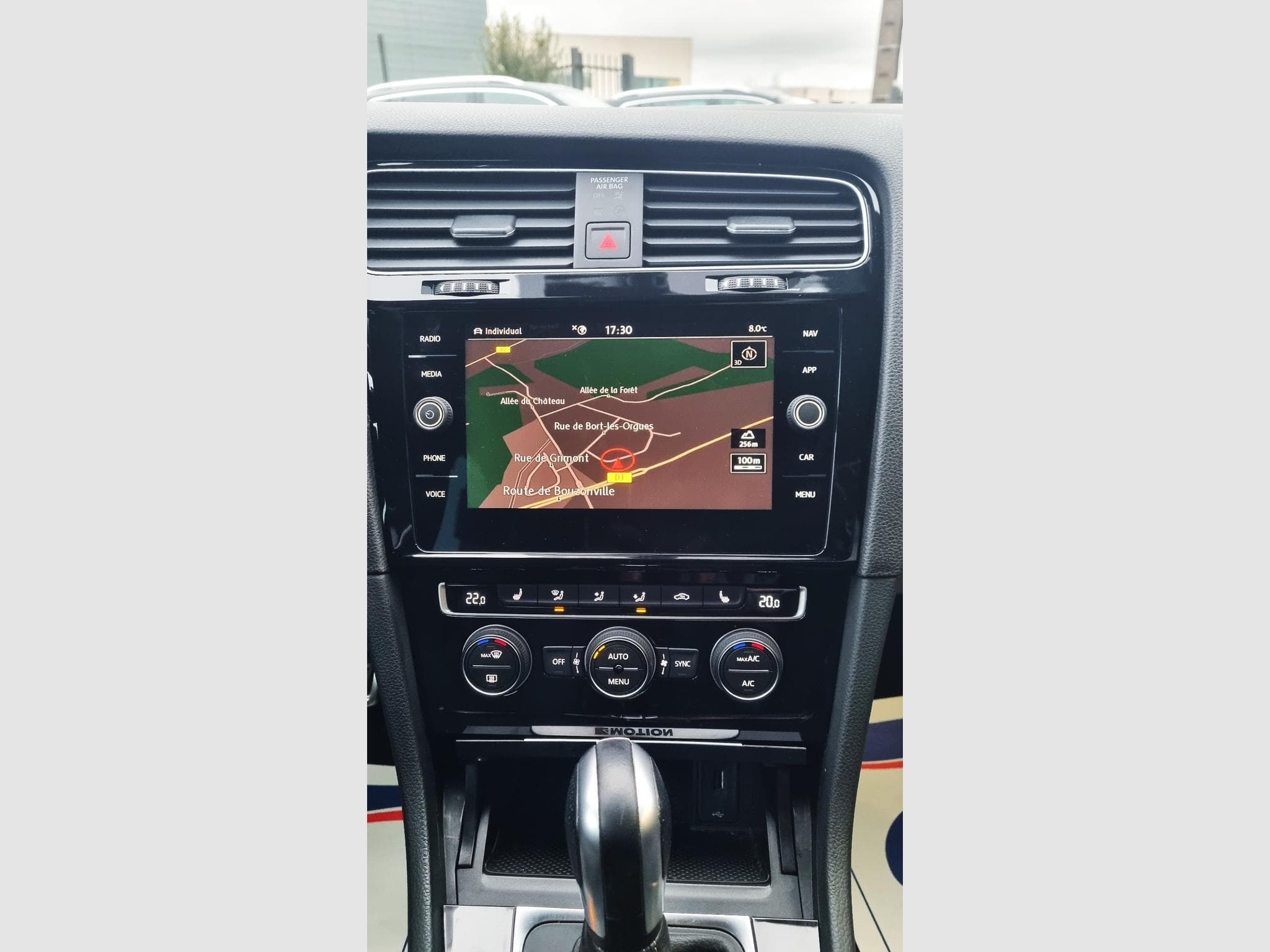 VW Golf 2.0 TSI 300 CH R 4 MOTION (2020) - Photo 20