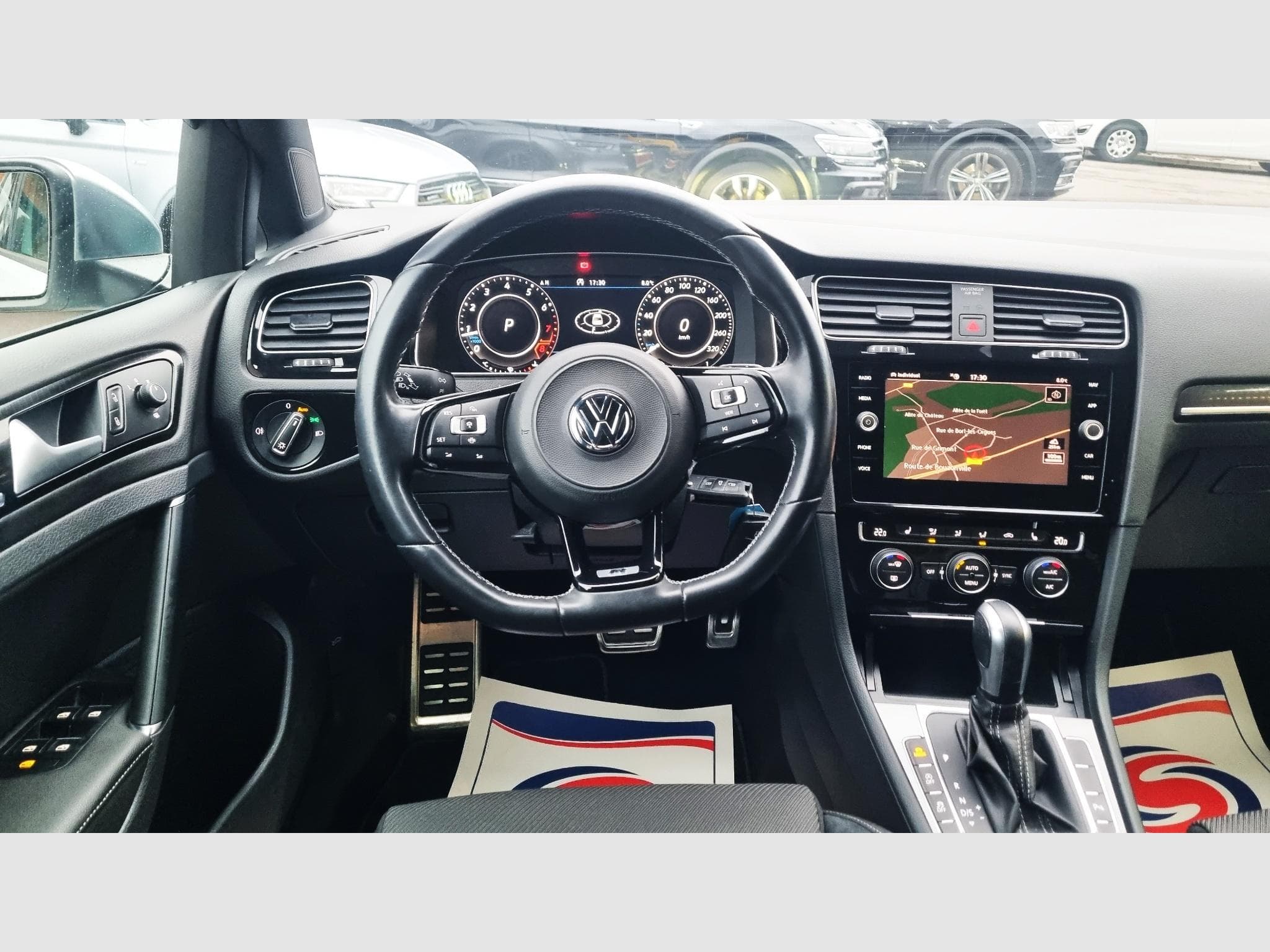 VW Golf 2.0 TSI 300 CH R 4 MOTION (2020) - Photo 17