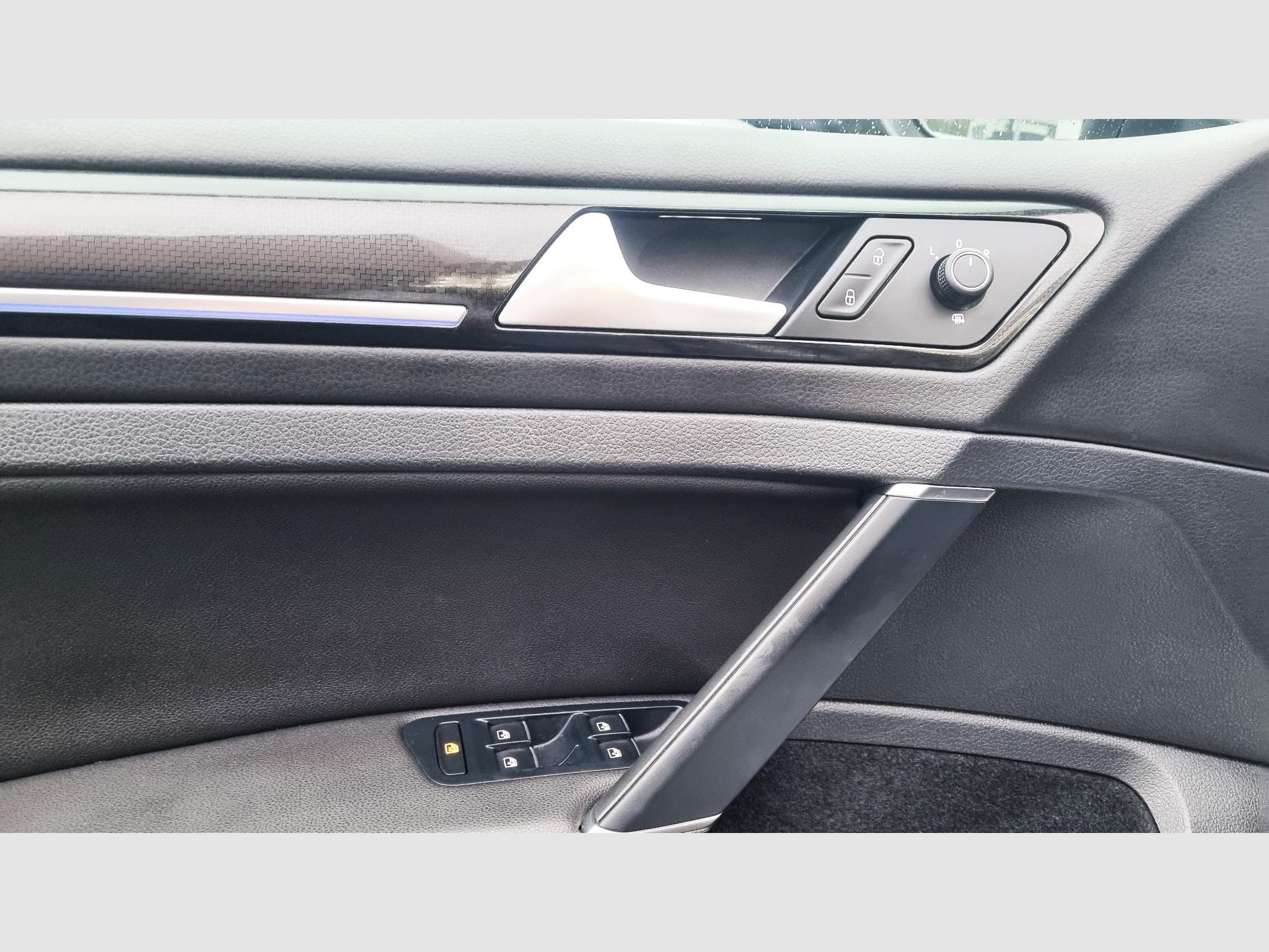 VW Golf 2.0 TSI 300 CH R 4 MOTION (2020) - Photo 24