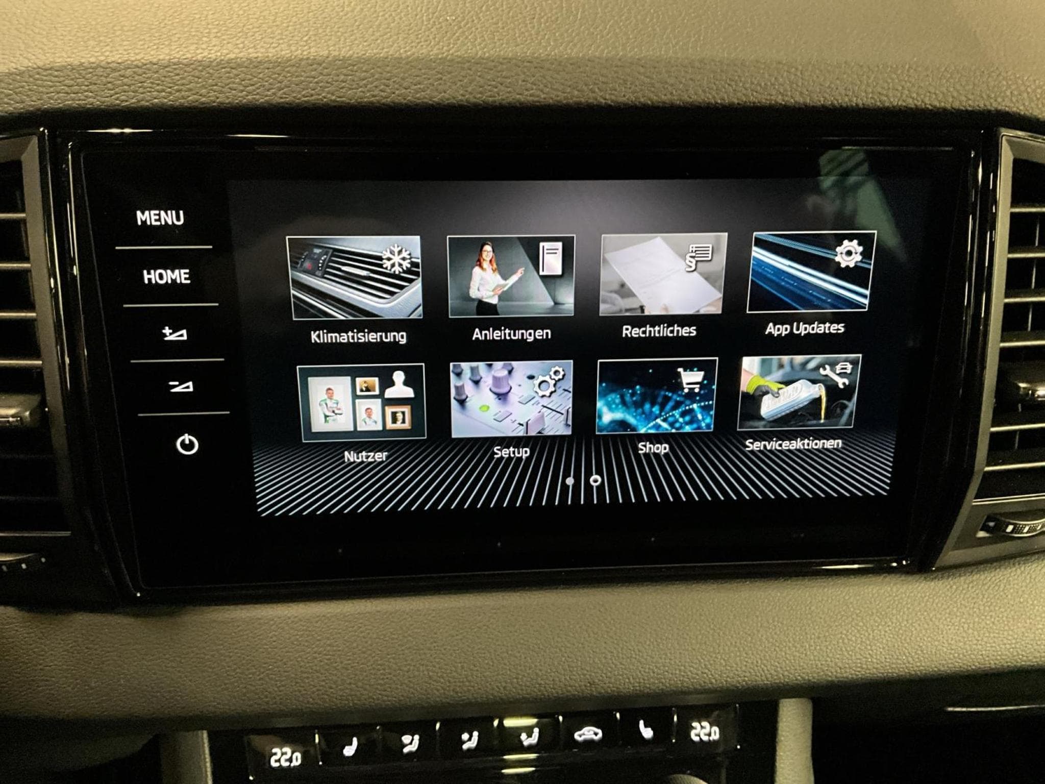 Skoda Karoq Sportline+DSG+Pano+Navi (2025) - Photo 19