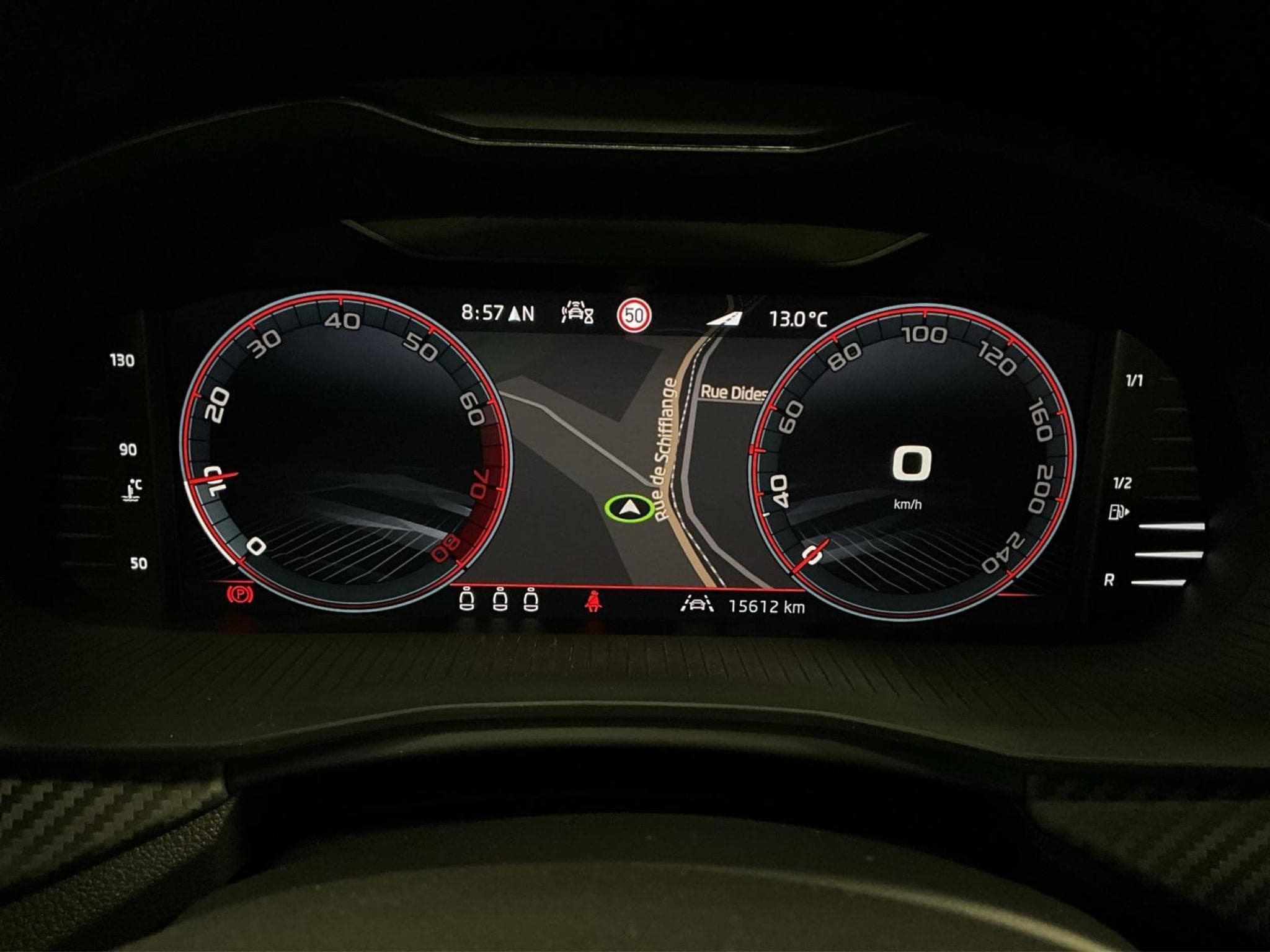 Skoda Scala Monte-Carlo+BVM+Pano+RearView (2025) - Photo 11