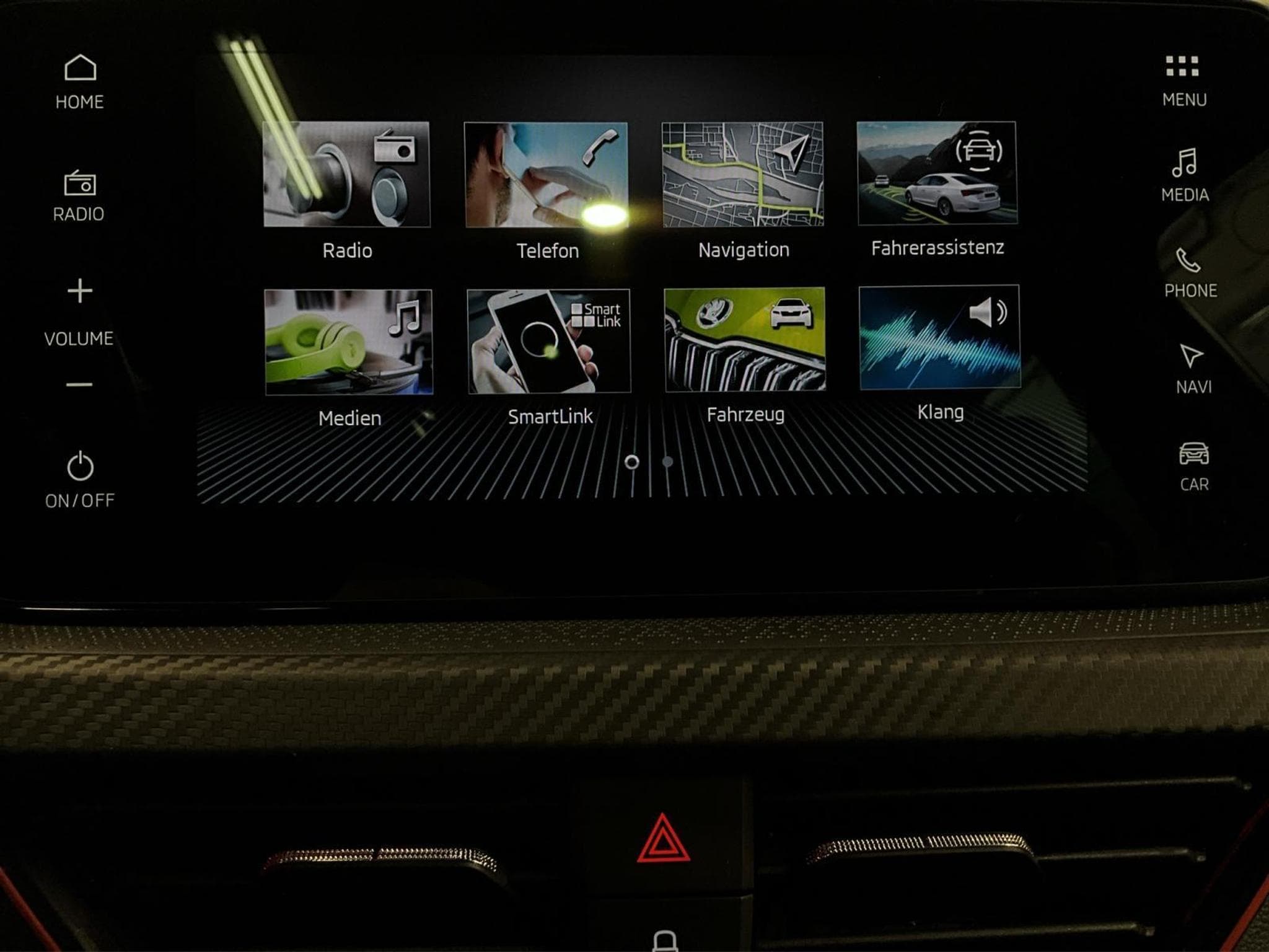 Skoda Scala Monte-Carlo+BVM+Pano+RearView (2025) - Photo 13