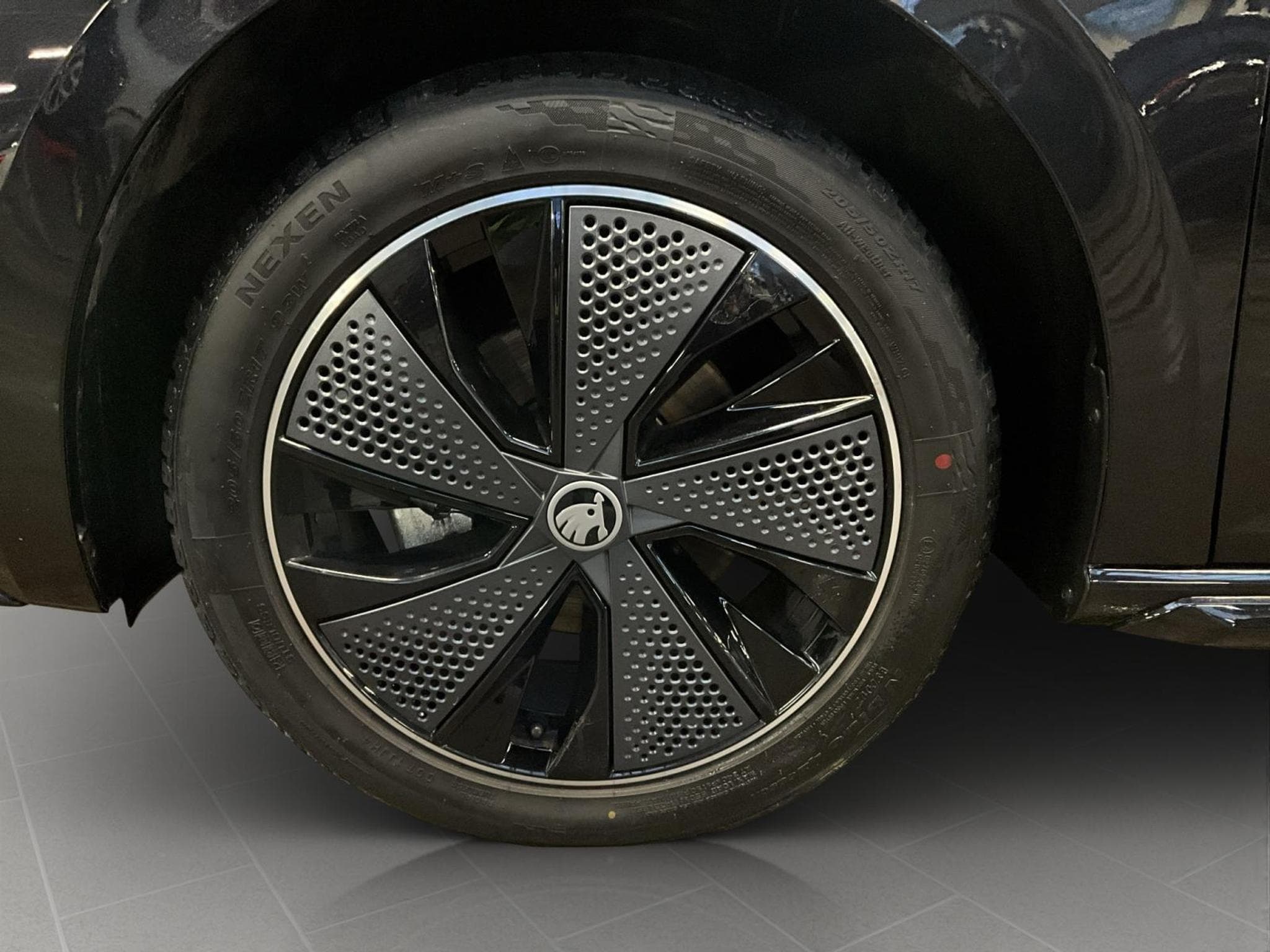 Skoda Scala Monte-Carlo+BVM+Pano+RearView (2025) - Photo 8