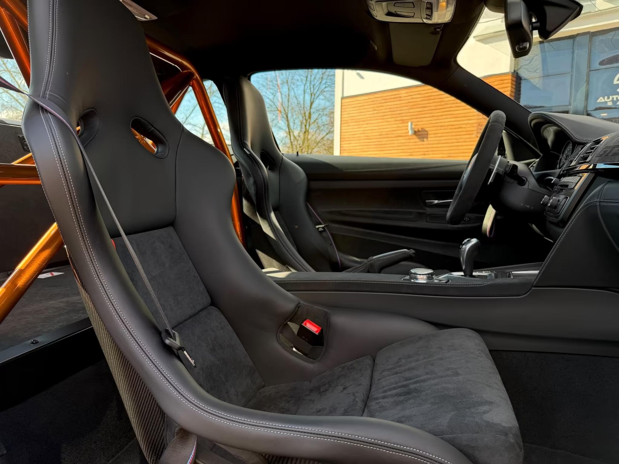 BMW M4 GTS Edition 700 (2016) - Photo 11