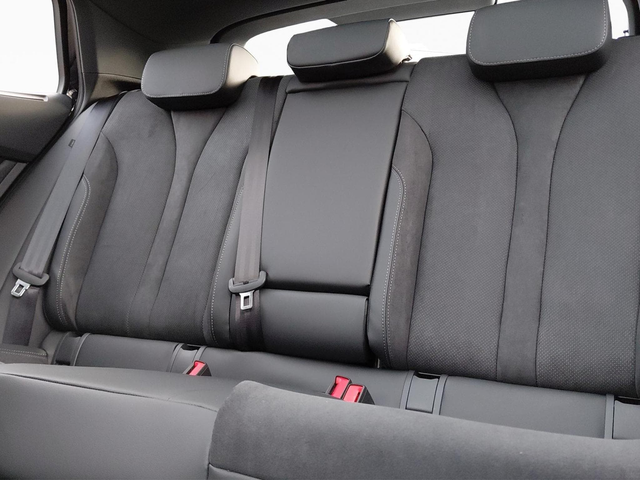 Skoda Enyaq Sportline (2026) - Foto 16