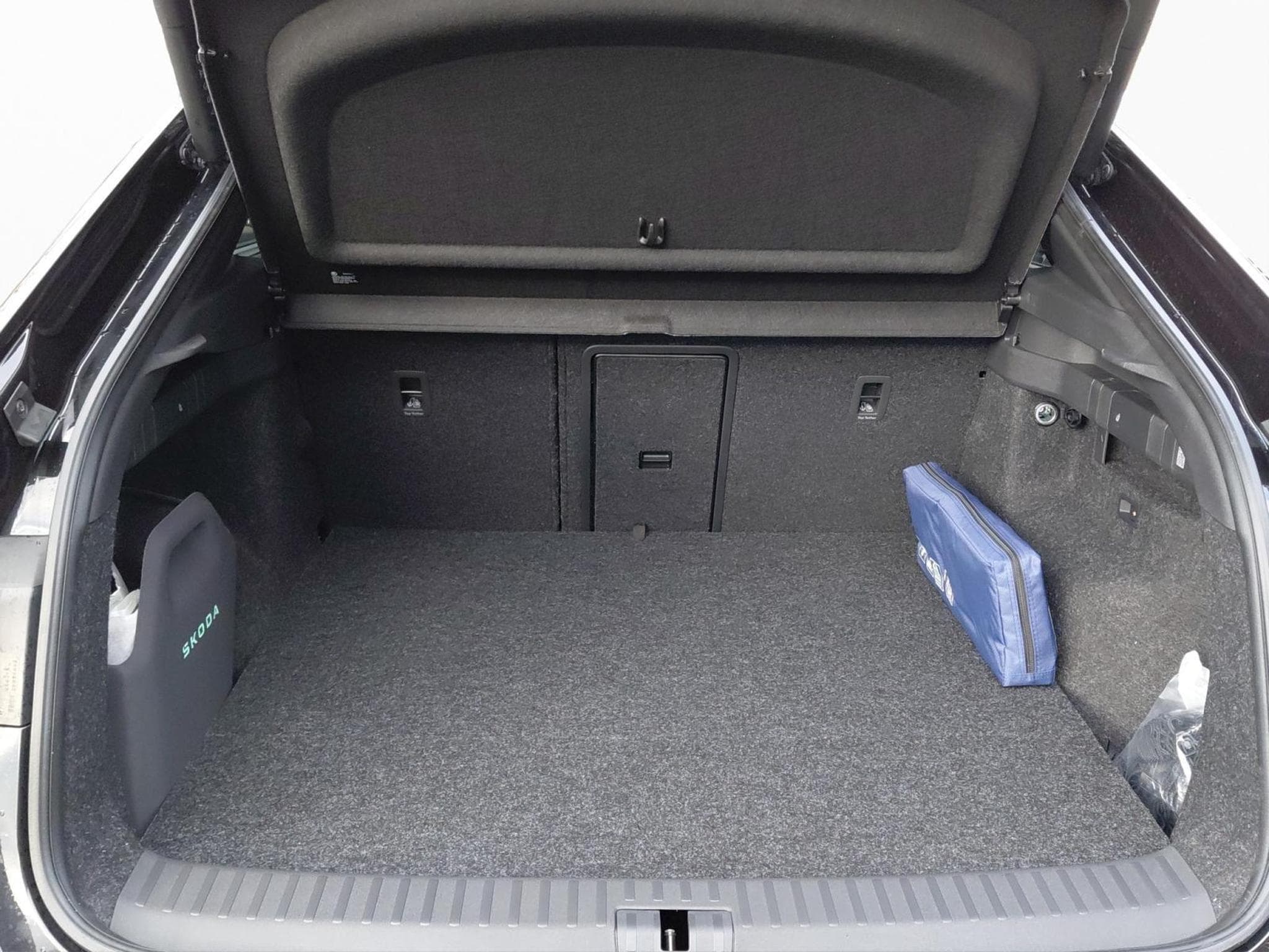 Skoda Enyaq Sportline (2026) - Foto 17