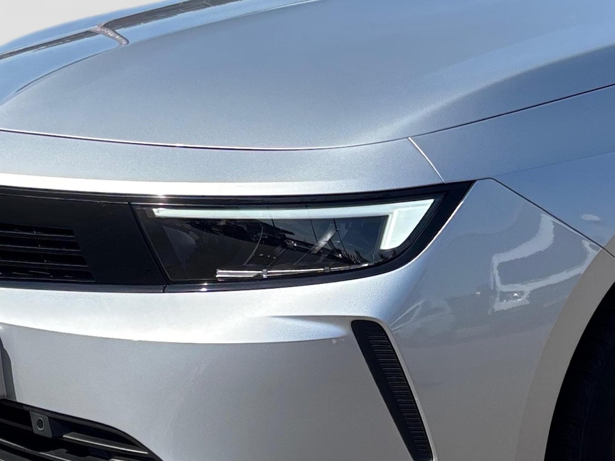 Opel Astra 1.2 L L Edition (2024) - Foto 21