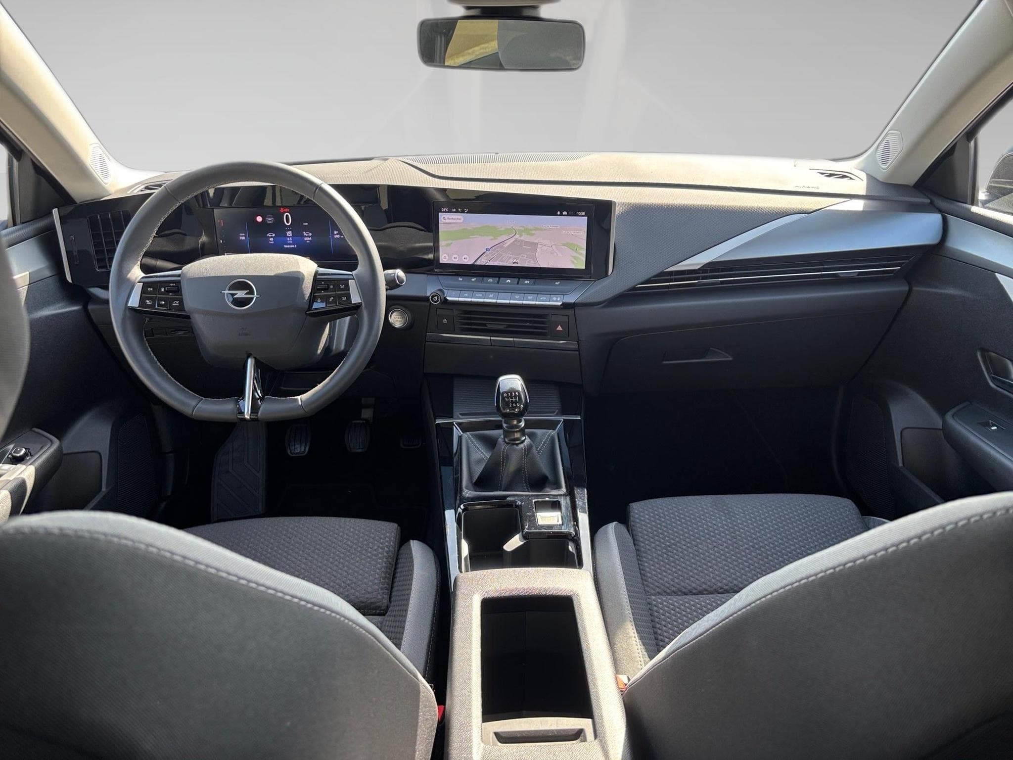 Opel Astra 1.2 L L Edition (2024) - Foto 5