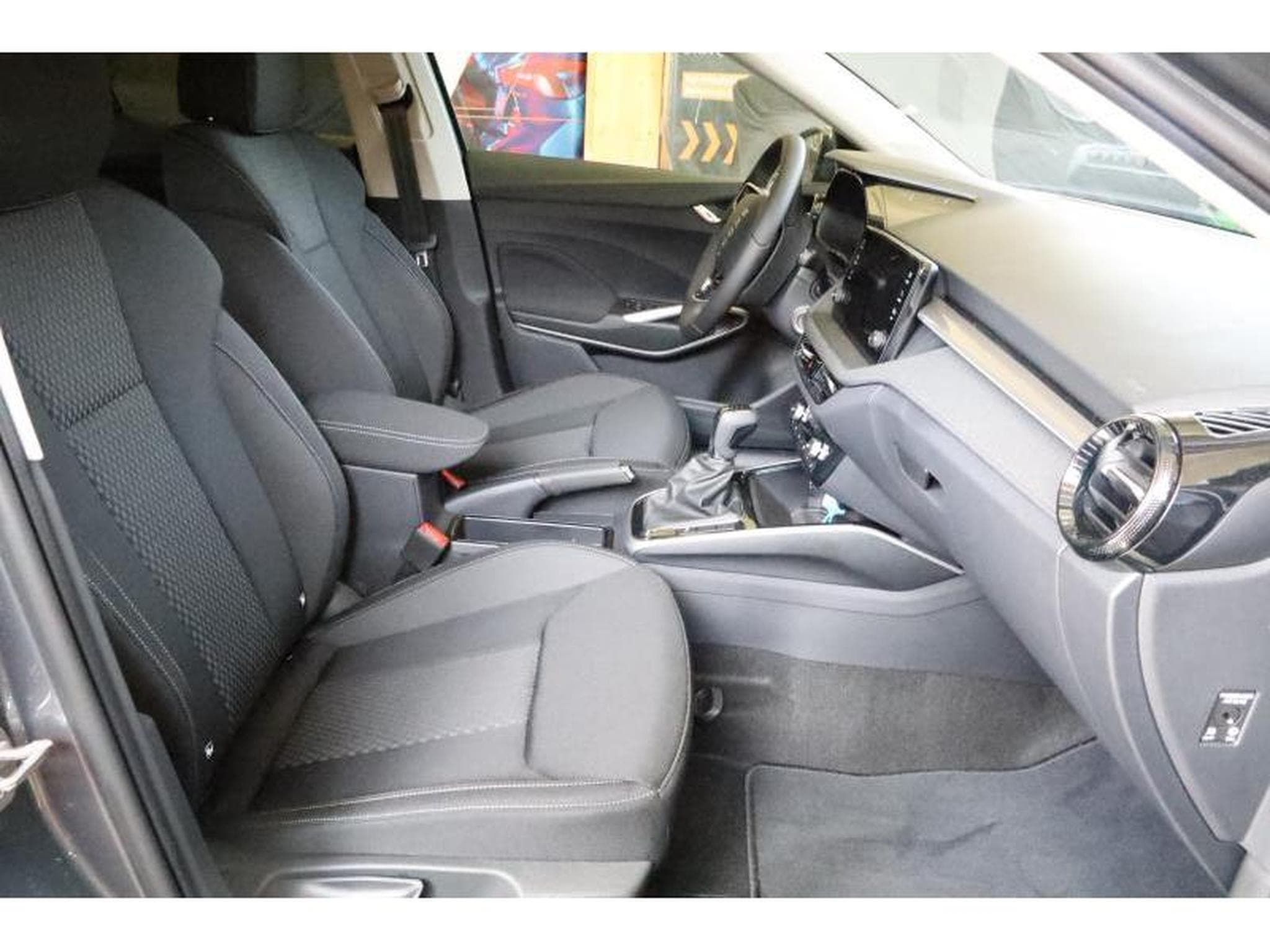 Skoda Fabia Selection (2025) - Foto 19