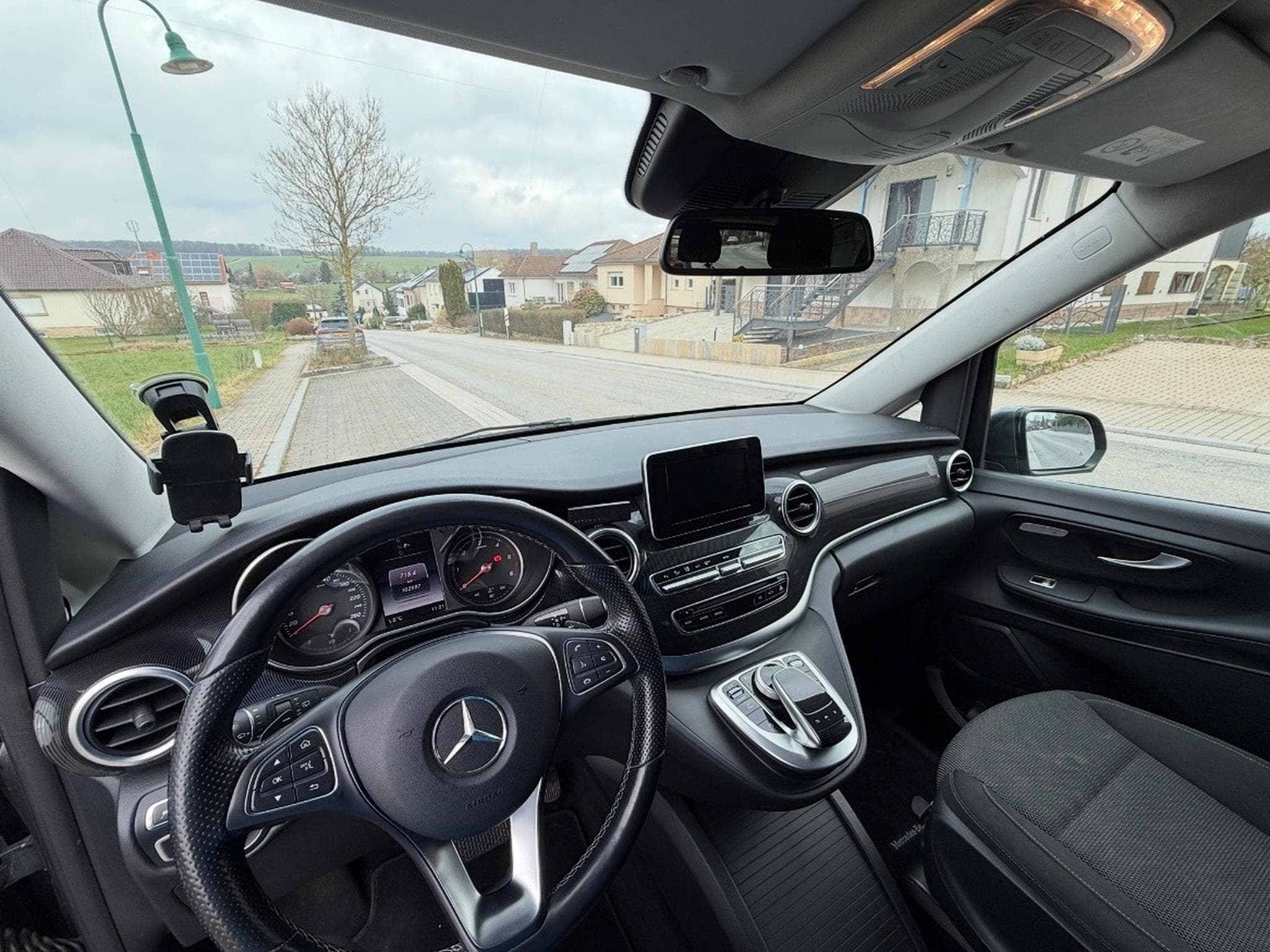 Mercedes V Mercedes V (2017) - Photo 2