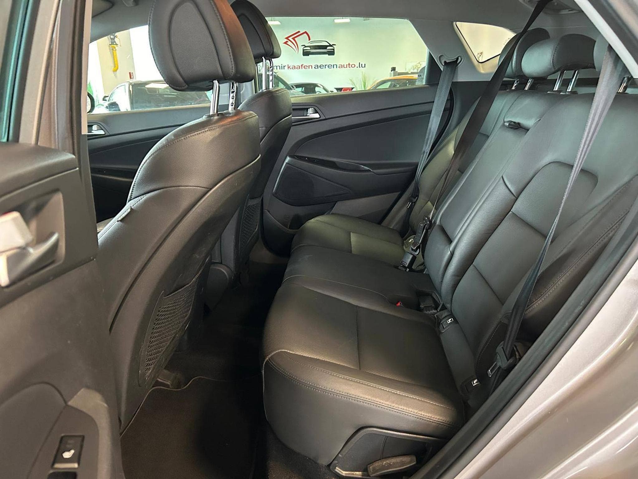 Hyundai Tucson Premium 4WD (2016) - Foto 13