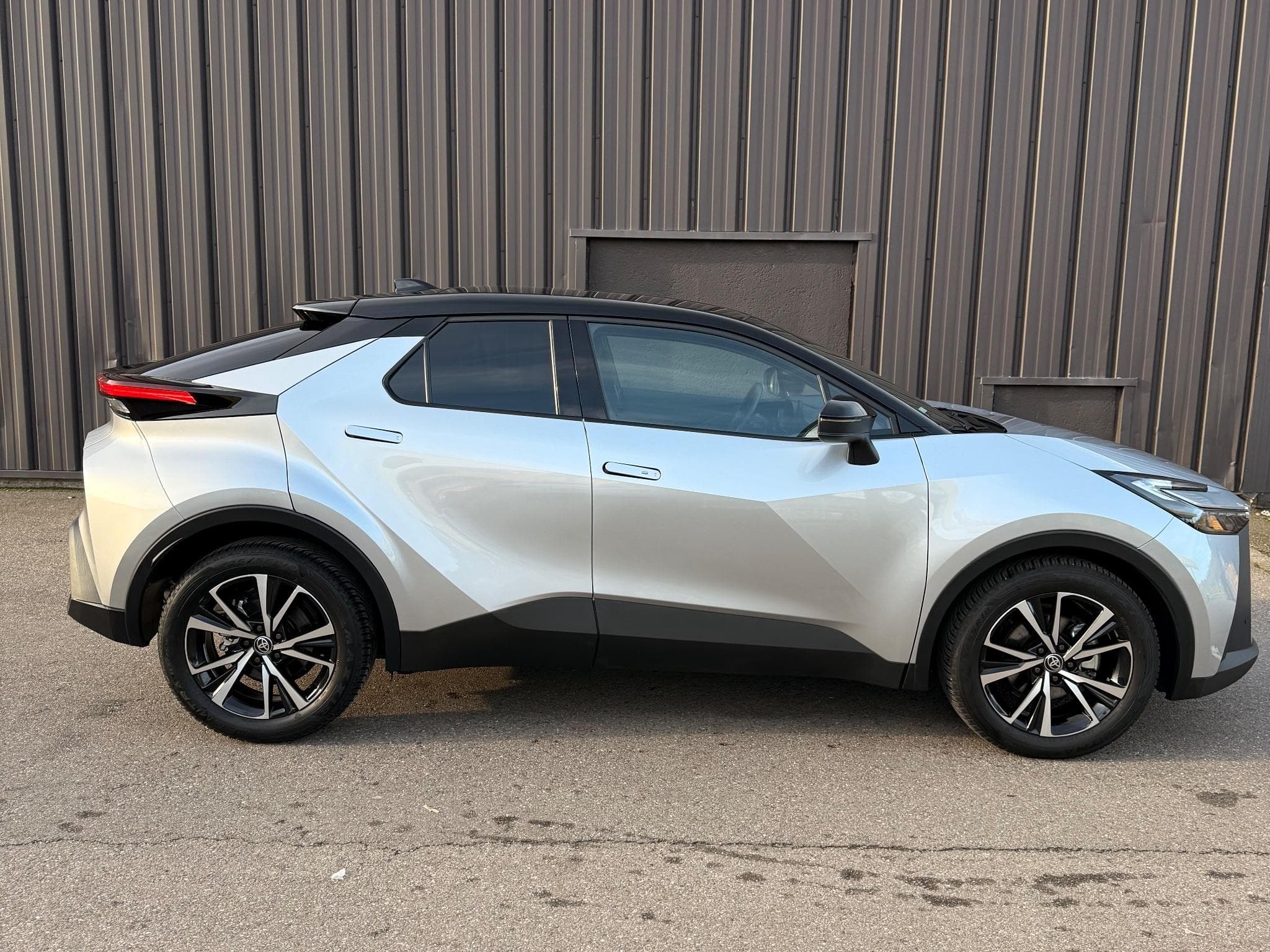 Toyota C-HR Dynamique plus (2024) - Photo 1