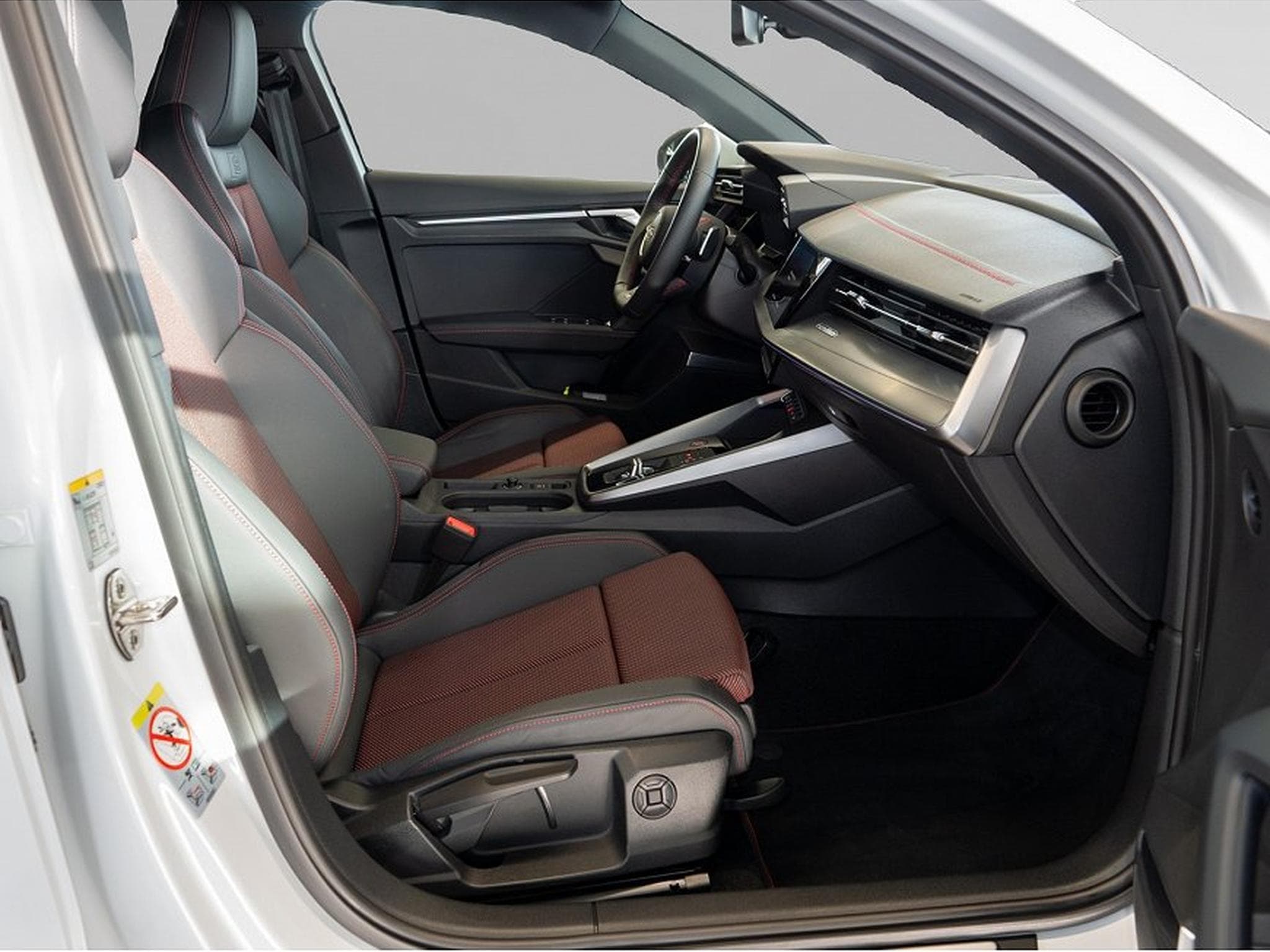 Audi S3 (2024) - Foto 2