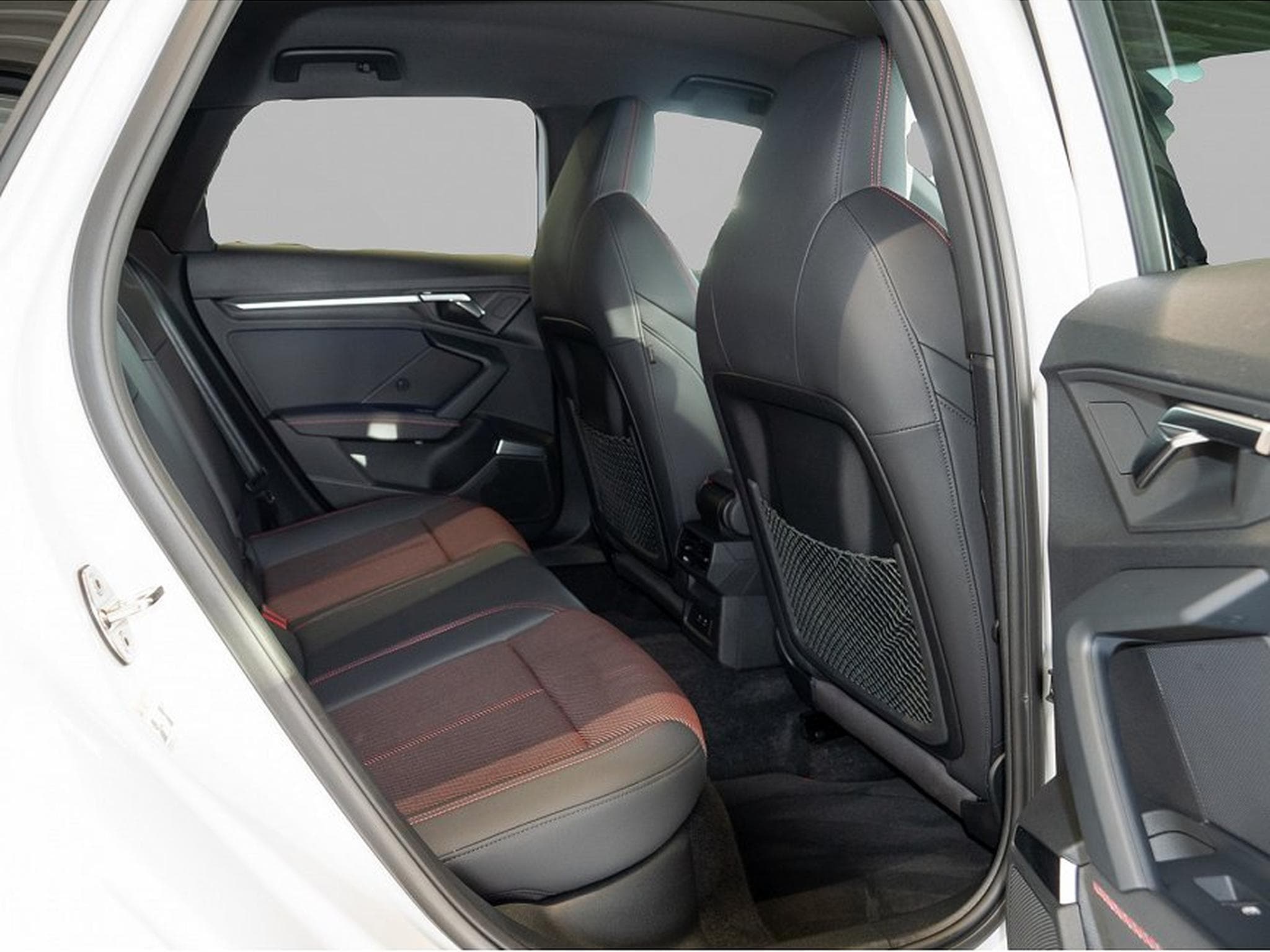 Audi S3 (2024) - Foto 4