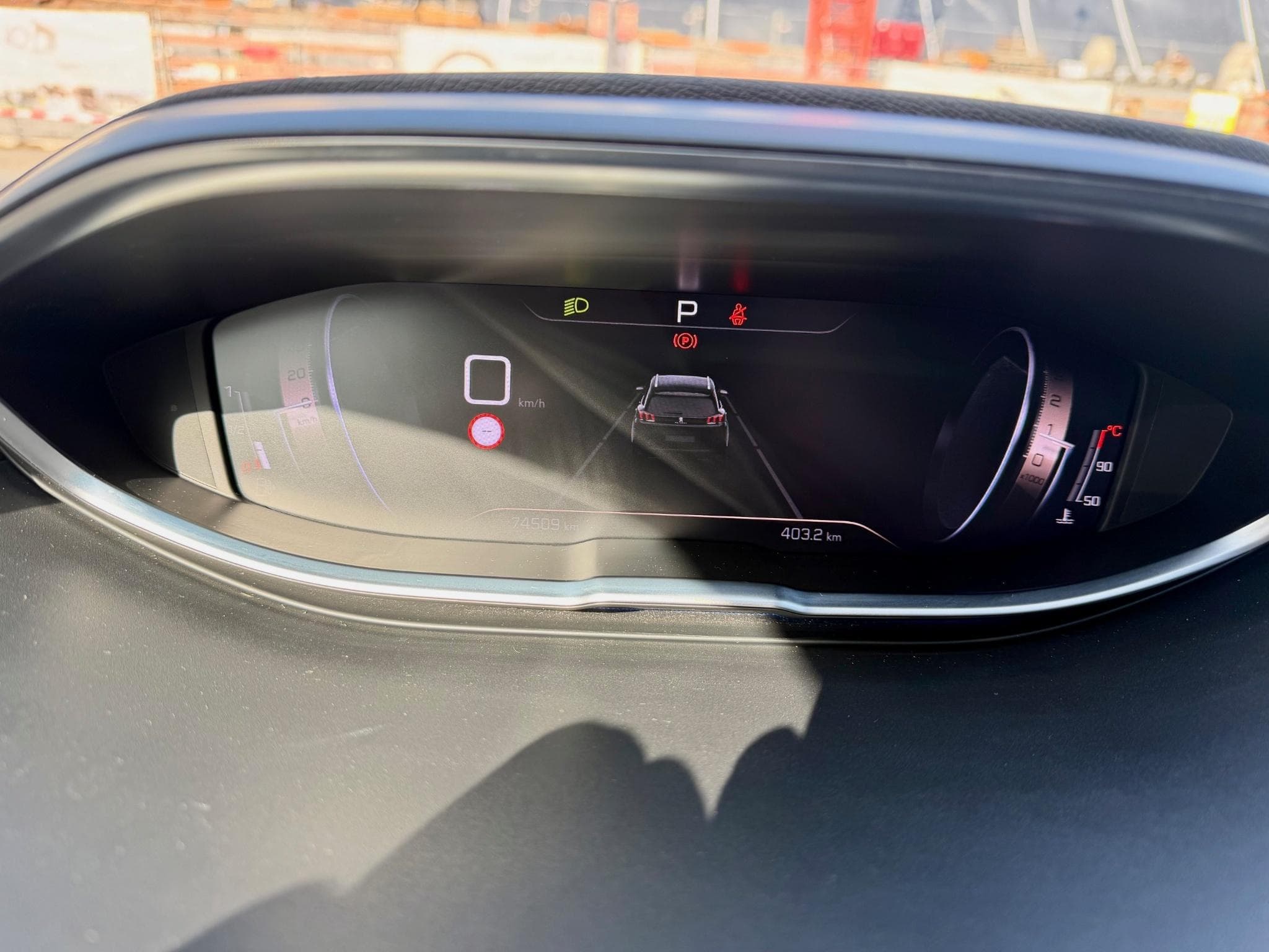 Peugeot 5008 2.0 BlueHDi 177 EAT8 GT-Line 7 pl PANO/360°/ACC (2021) - Photo 14