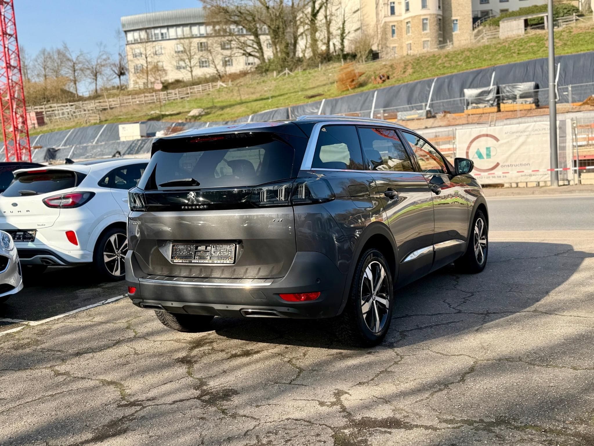 Peugeot 5008 2.0 BlueHDi 177 EAT8 GT-Line 7 pl PANO/360°/ACC (2021) - Photo 6