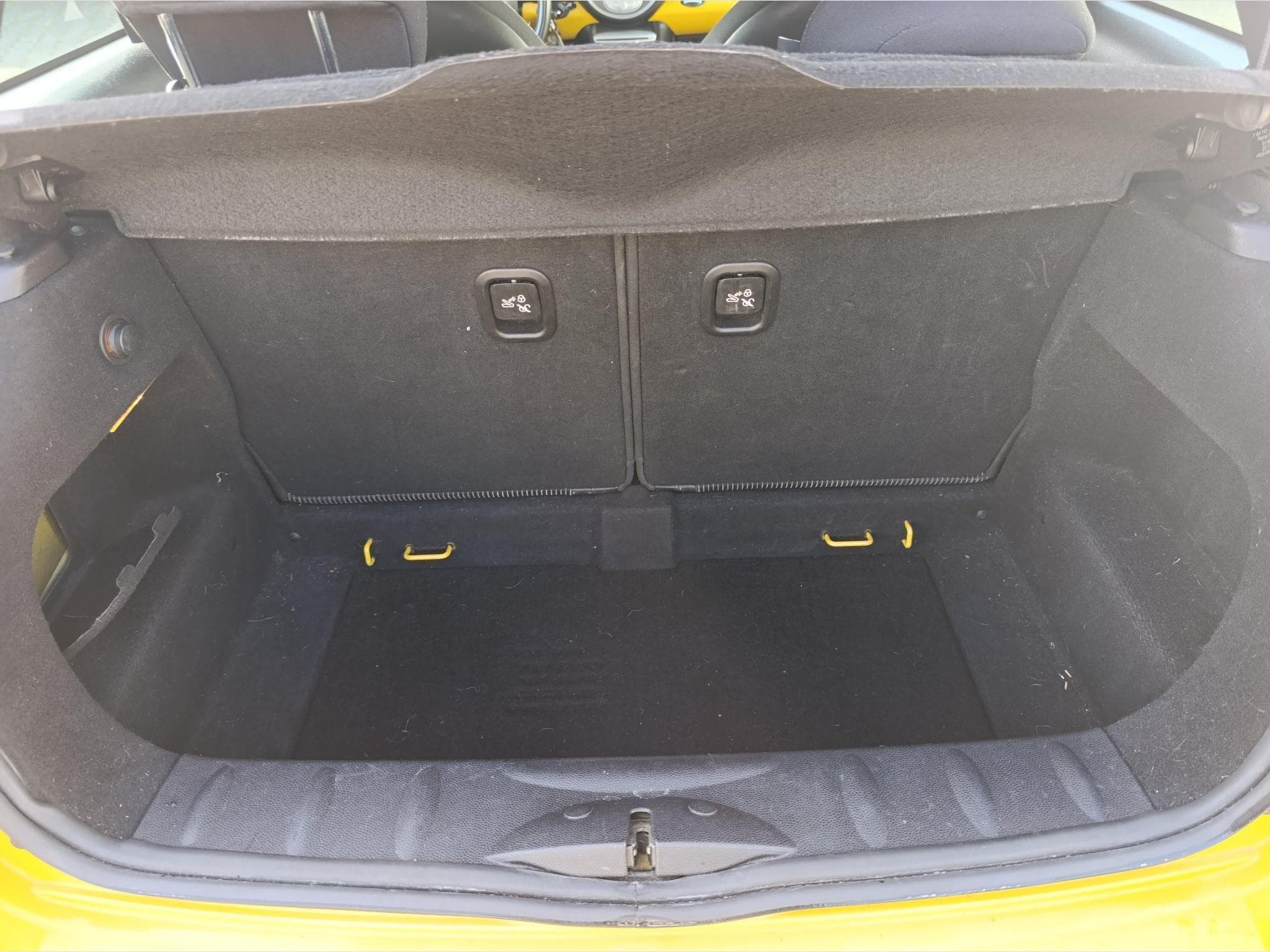 Mini Cooper S- 174 CV R56 (2007) - Photo 9