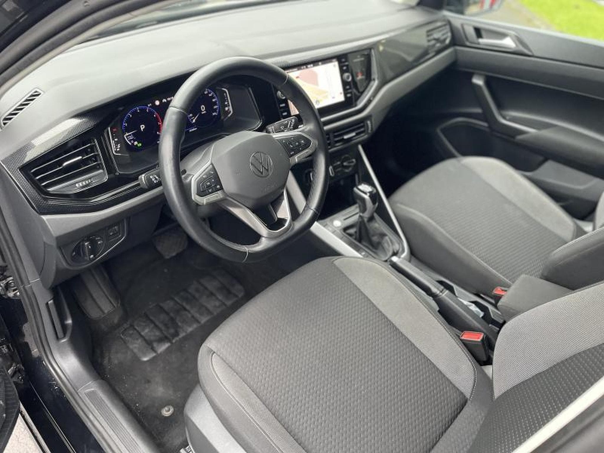 VW Polo 1.0 TSI 95 DSG Life (2022) - Photo 6