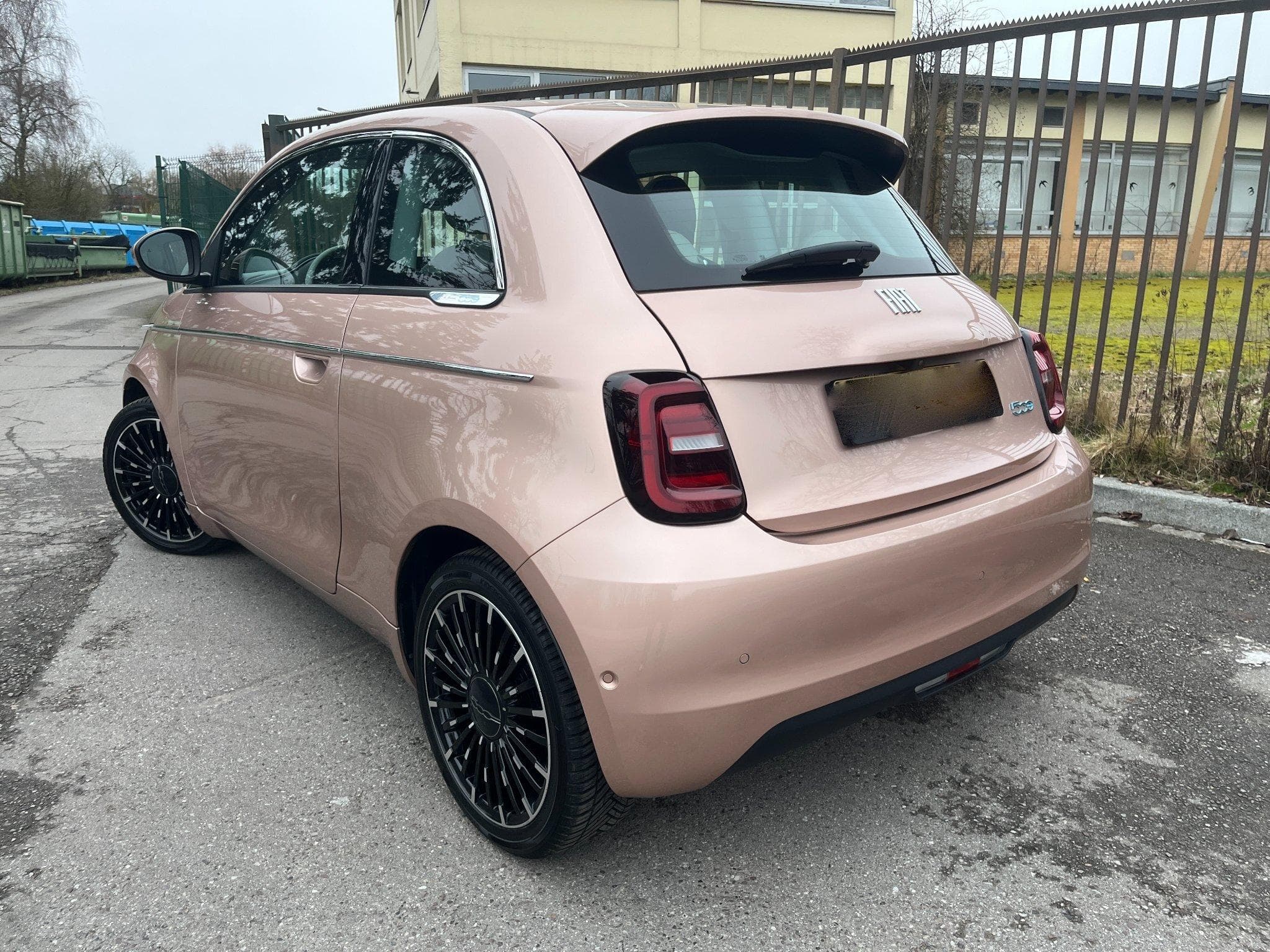 Fiat 500 ELECTRIQUE ICON 42 Kwh (2022) - Foto 2