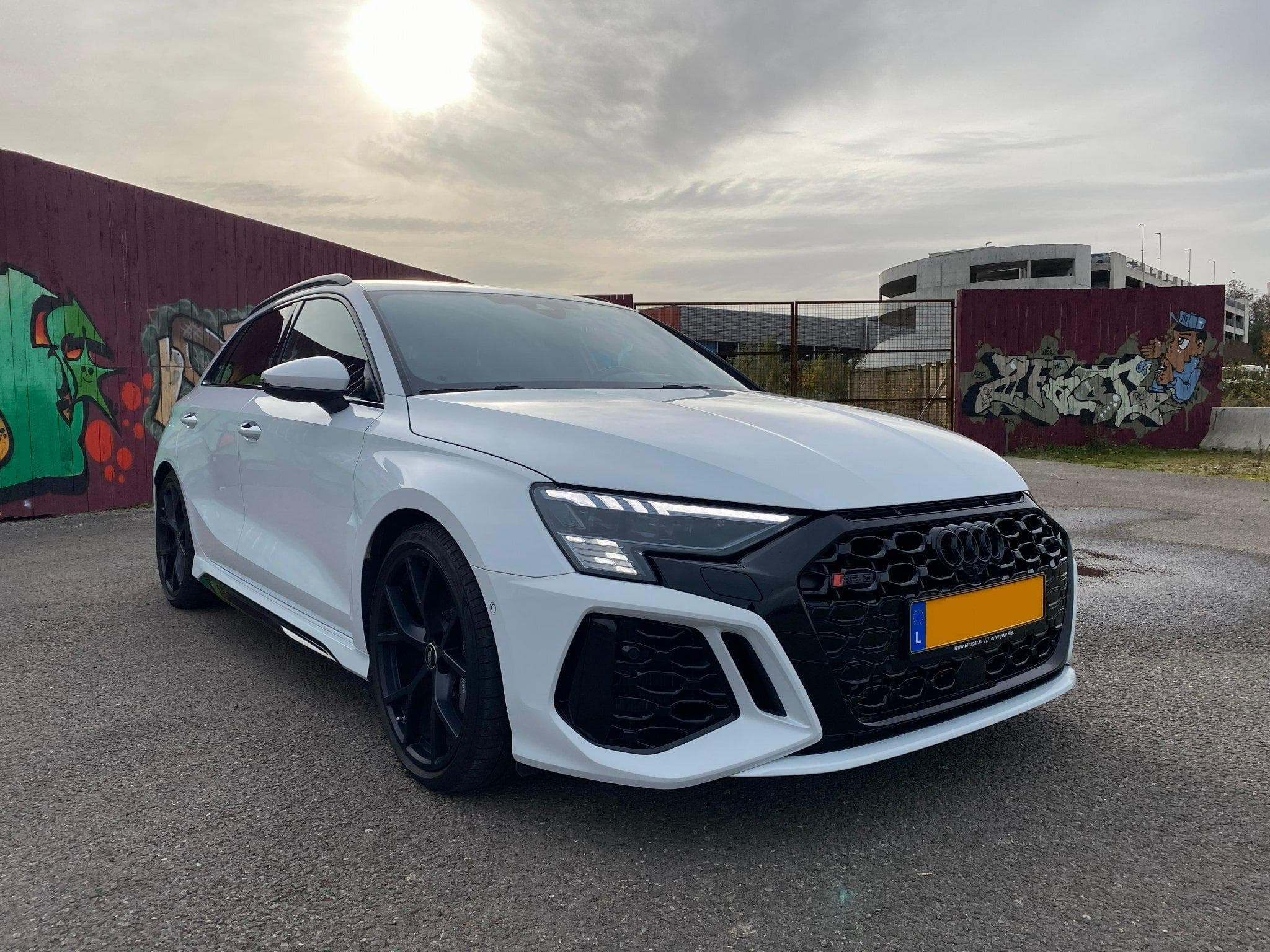 Audi RS3 SPORTBACK 2.5 TFSI - FREINS CERAMIQUES (2024) - Photo 2