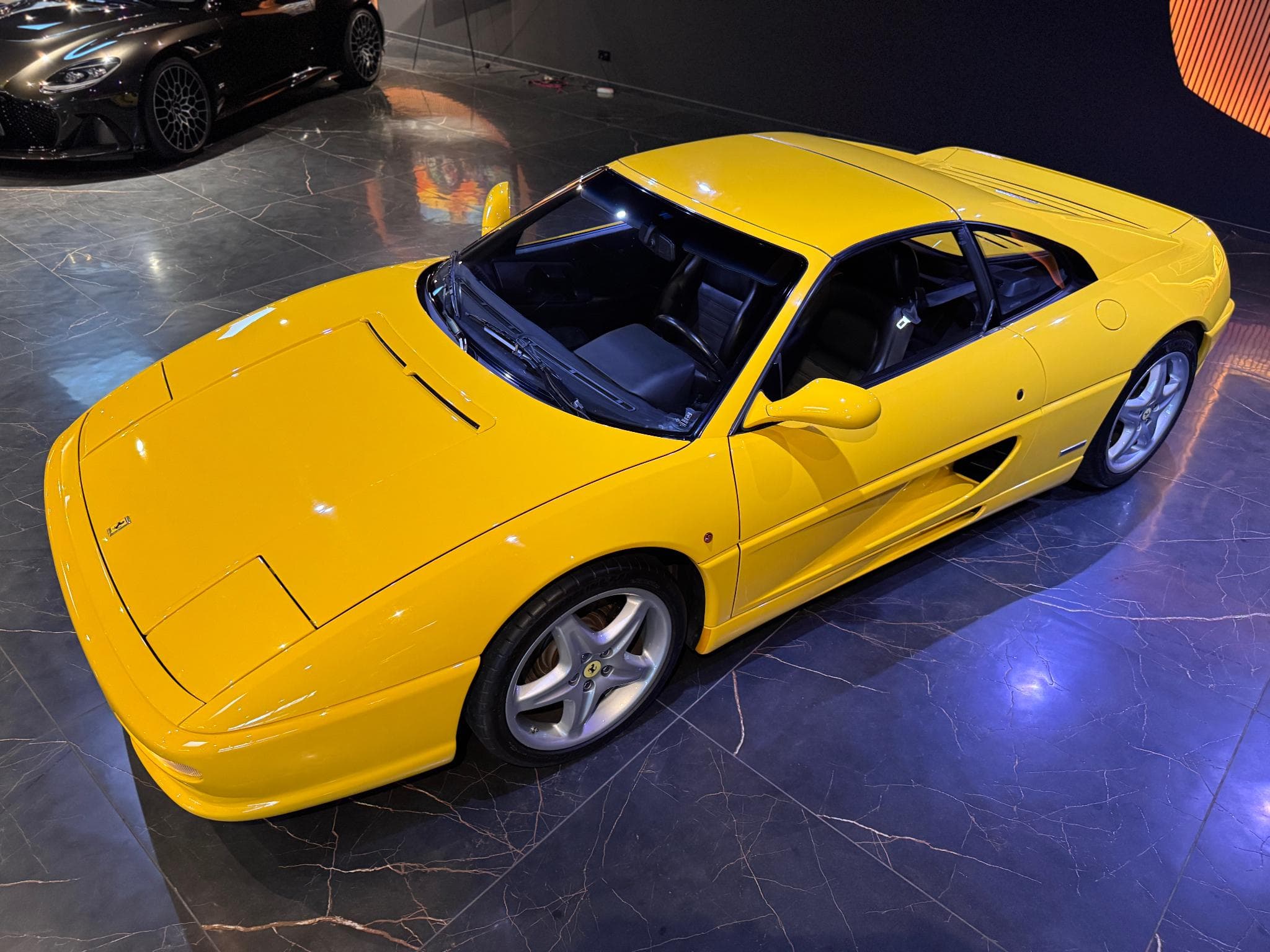 Ferrari F355 GTS (1998) - Photo 3