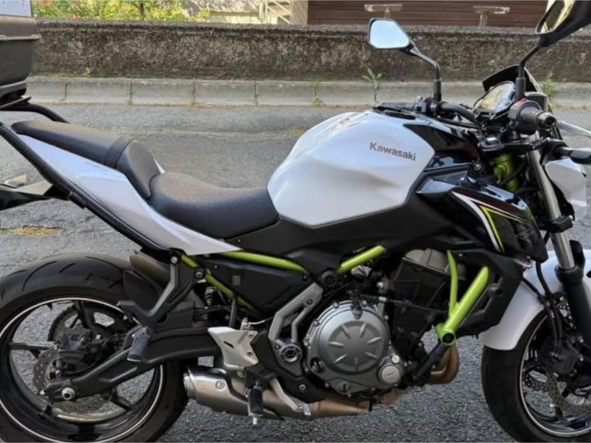 Kawasaki ER6 650 Z (2018) - Photo 2