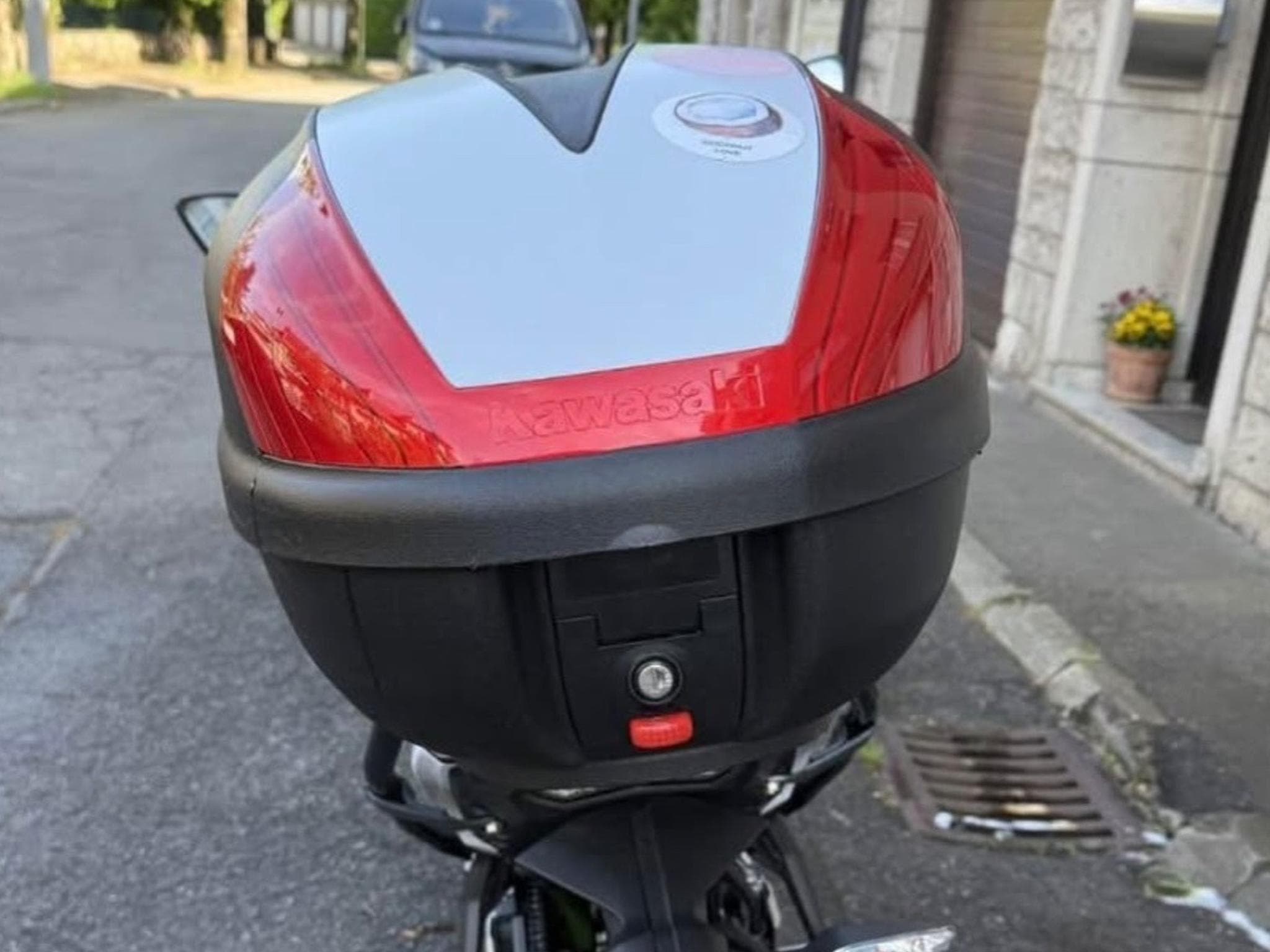 Kawasaki ER6 650 Z (2018) - Photo 3