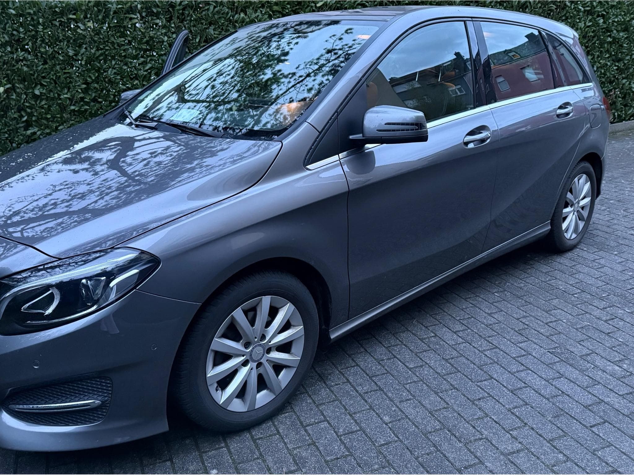 Mercedes B 180 D (2017) - Photo 3