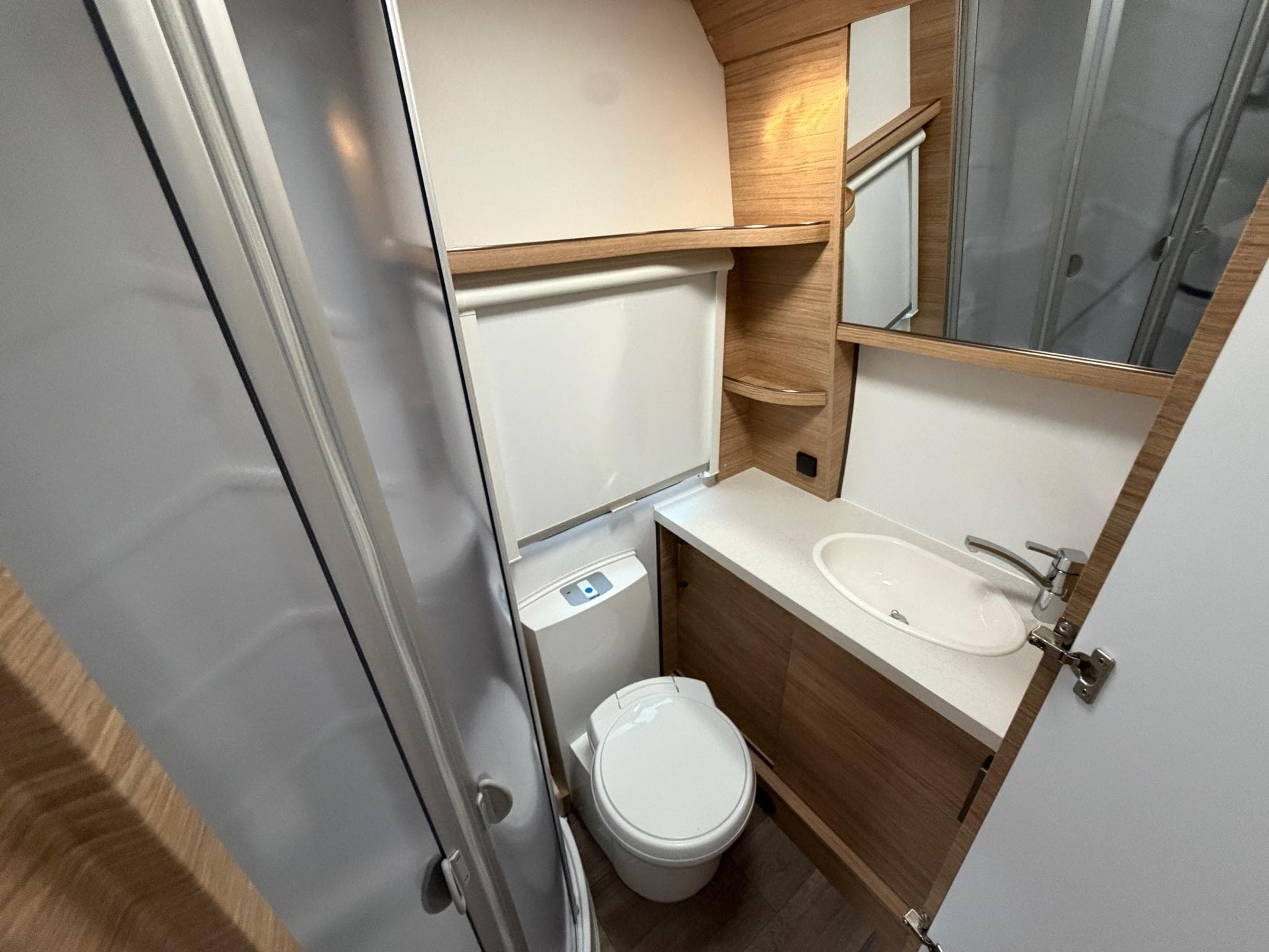 Fendt Bianco Active 560 SKM (2024) - Photo 8