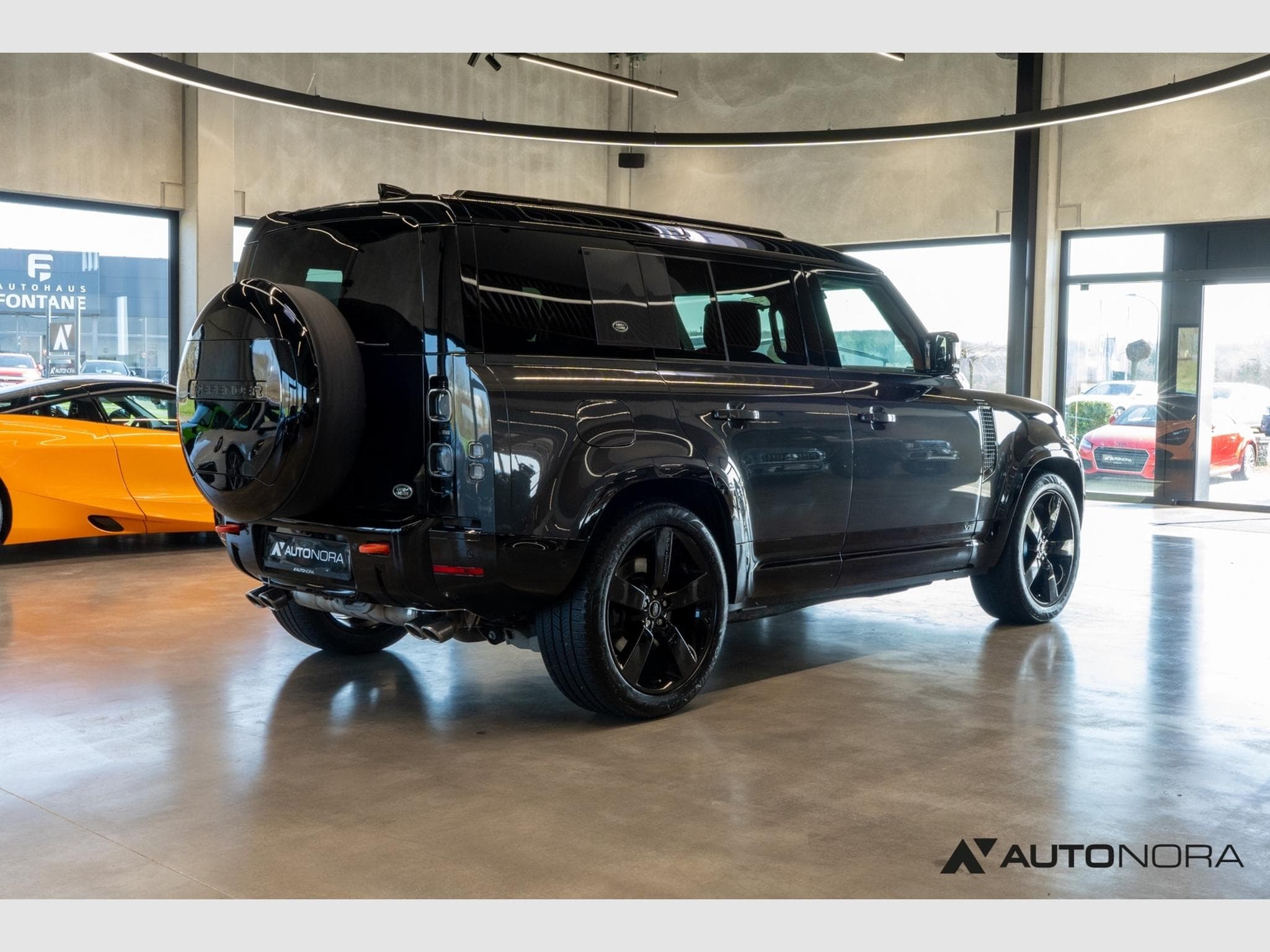 Land-Rover Defender 110 P525 V8 Capathian Edition (2021) - Photo 4