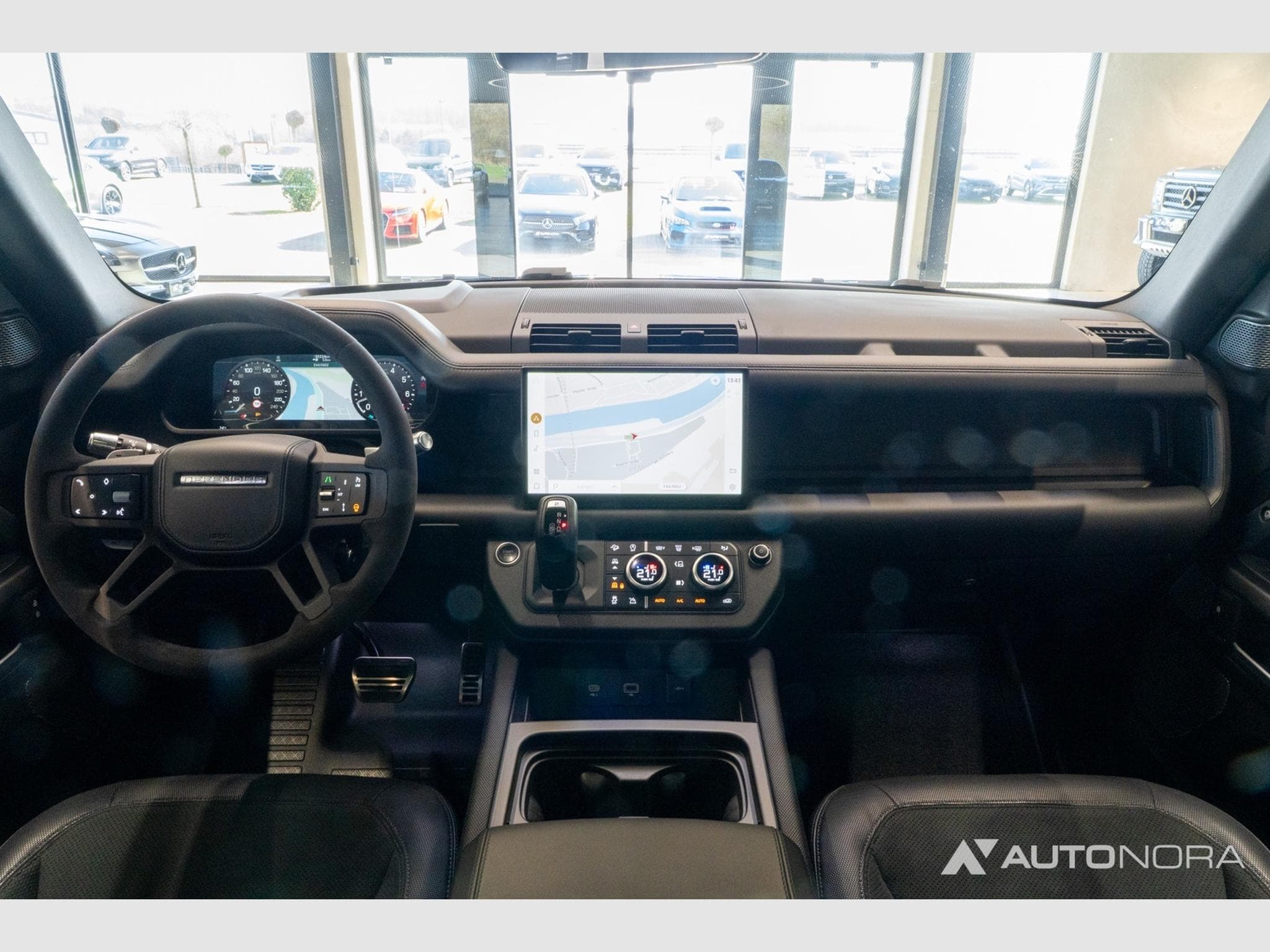 Land-Rover Defender 110 P525 V8 Capathian Edition (2021) - Photo 15