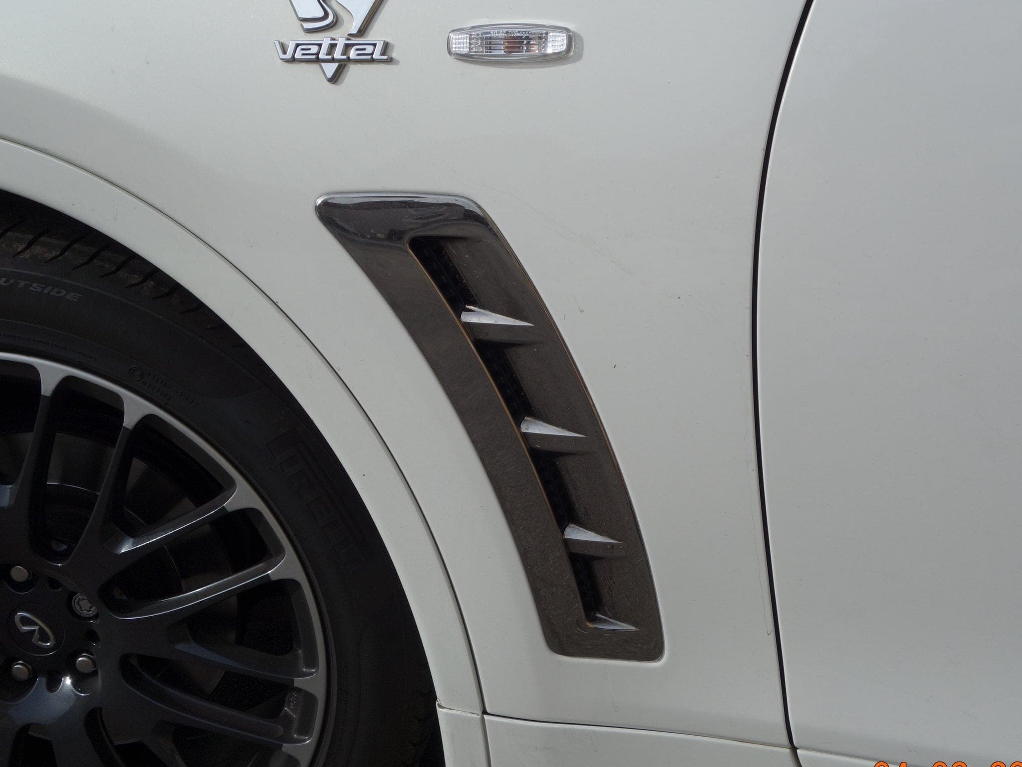 Infiniti FX infiniti fx vettel edition (2014) - Photo 7