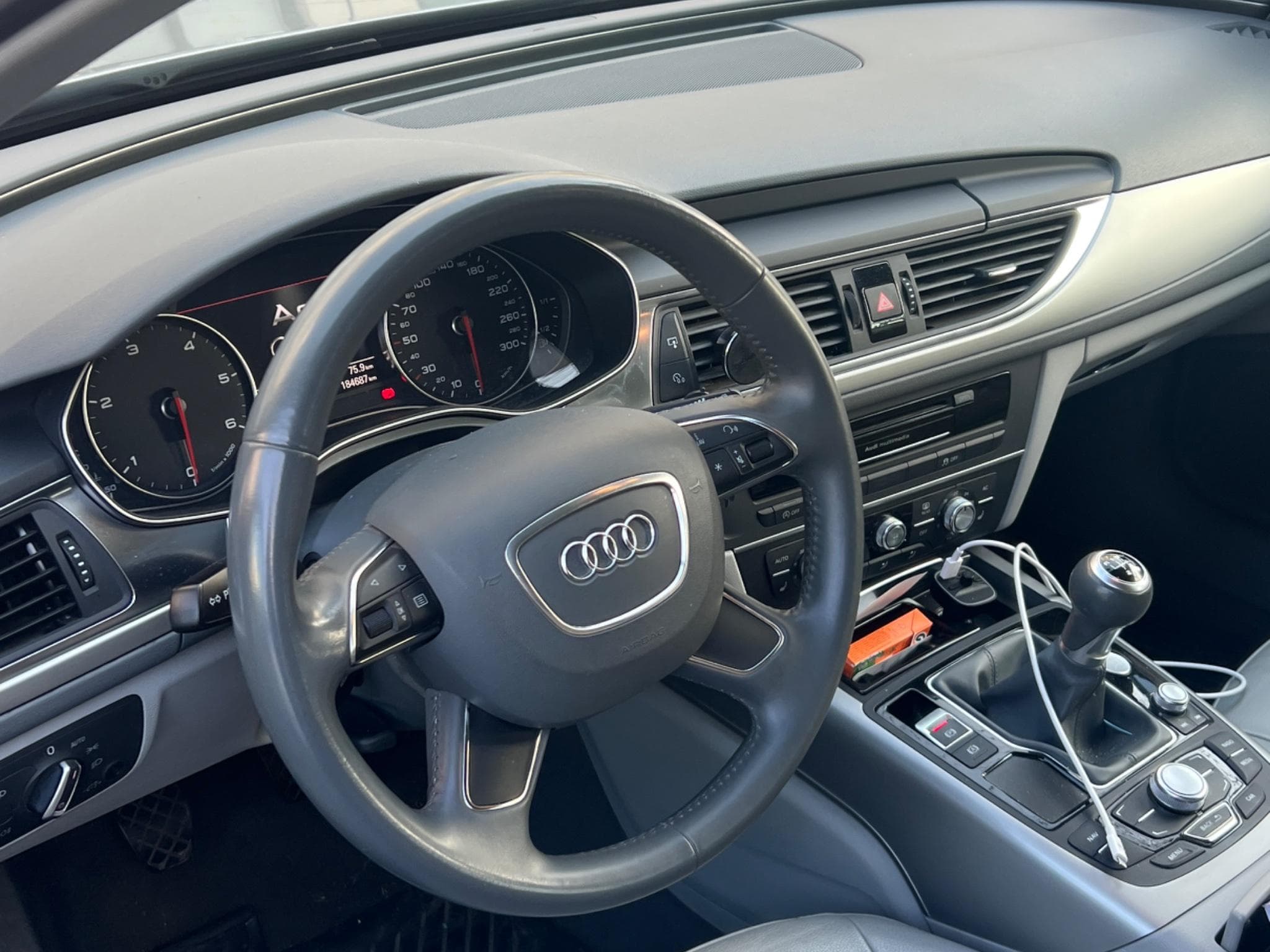 Audi A6 Avant (2012) - Foto 2