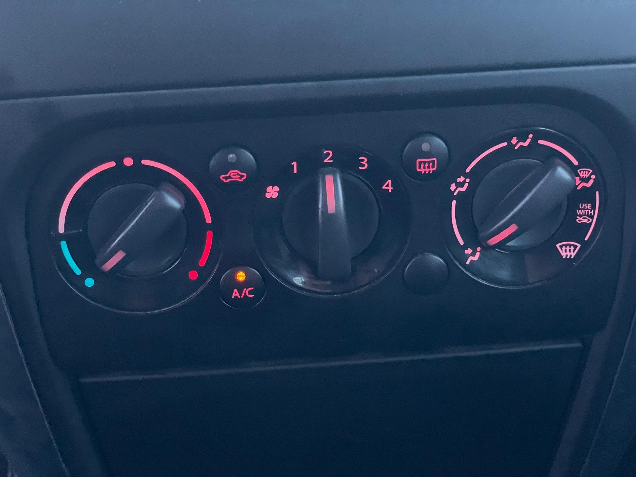 Suzuki SX4 1.6 SX4-Benzin-4x4-TÜV 2/2027 (2009) - Foto 19