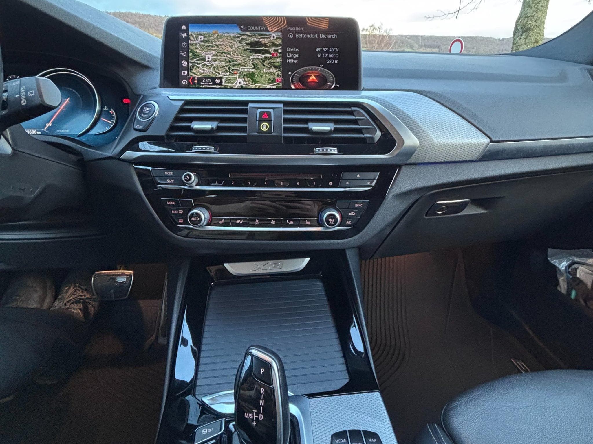 BMW X3 3.0d M Sport (2018) - Photo 8