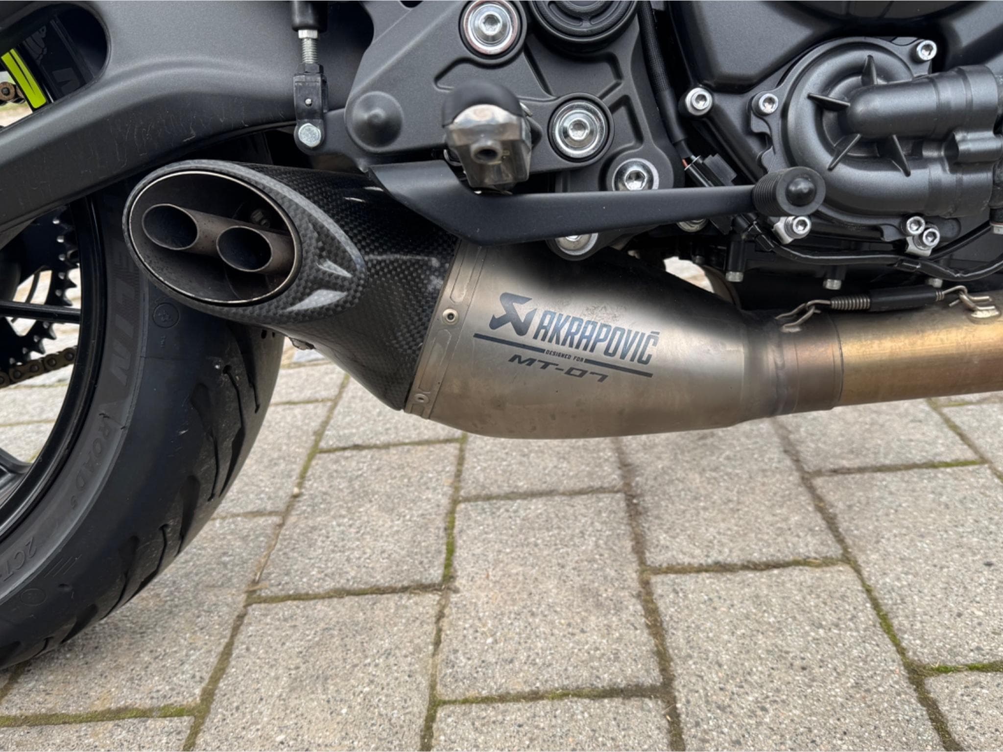 Yamaha MT07 Tech Black // Akrapovic (2021) - Foto 2