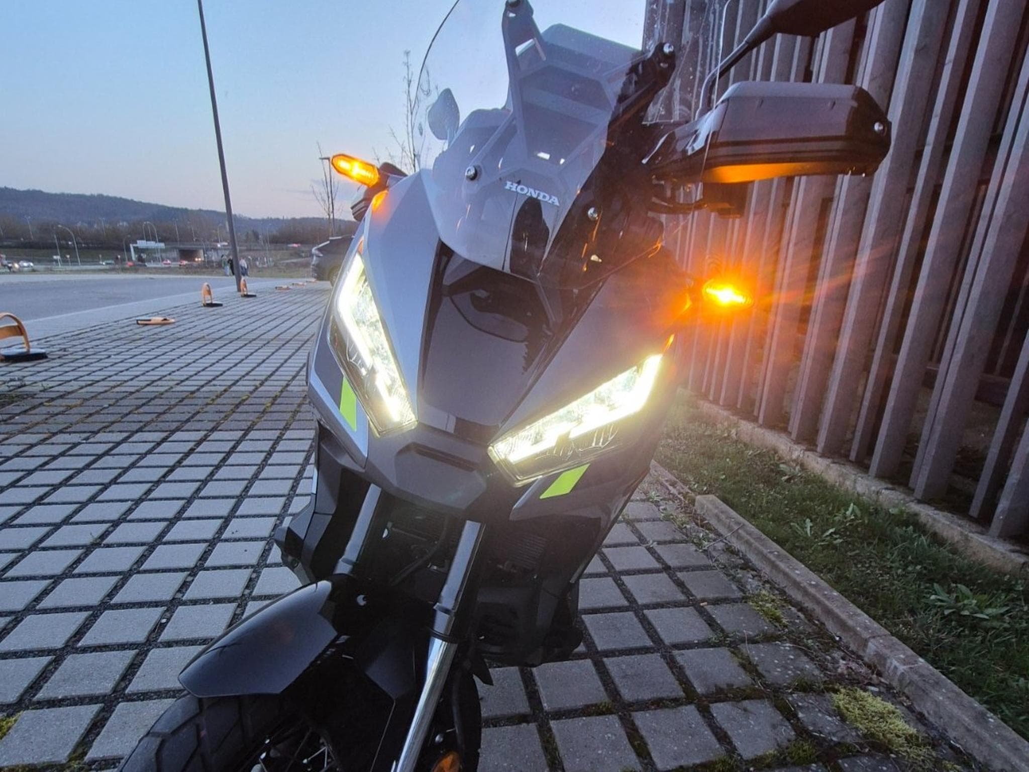 Honda X-ADV Special Edition (2024) - Foto 5
