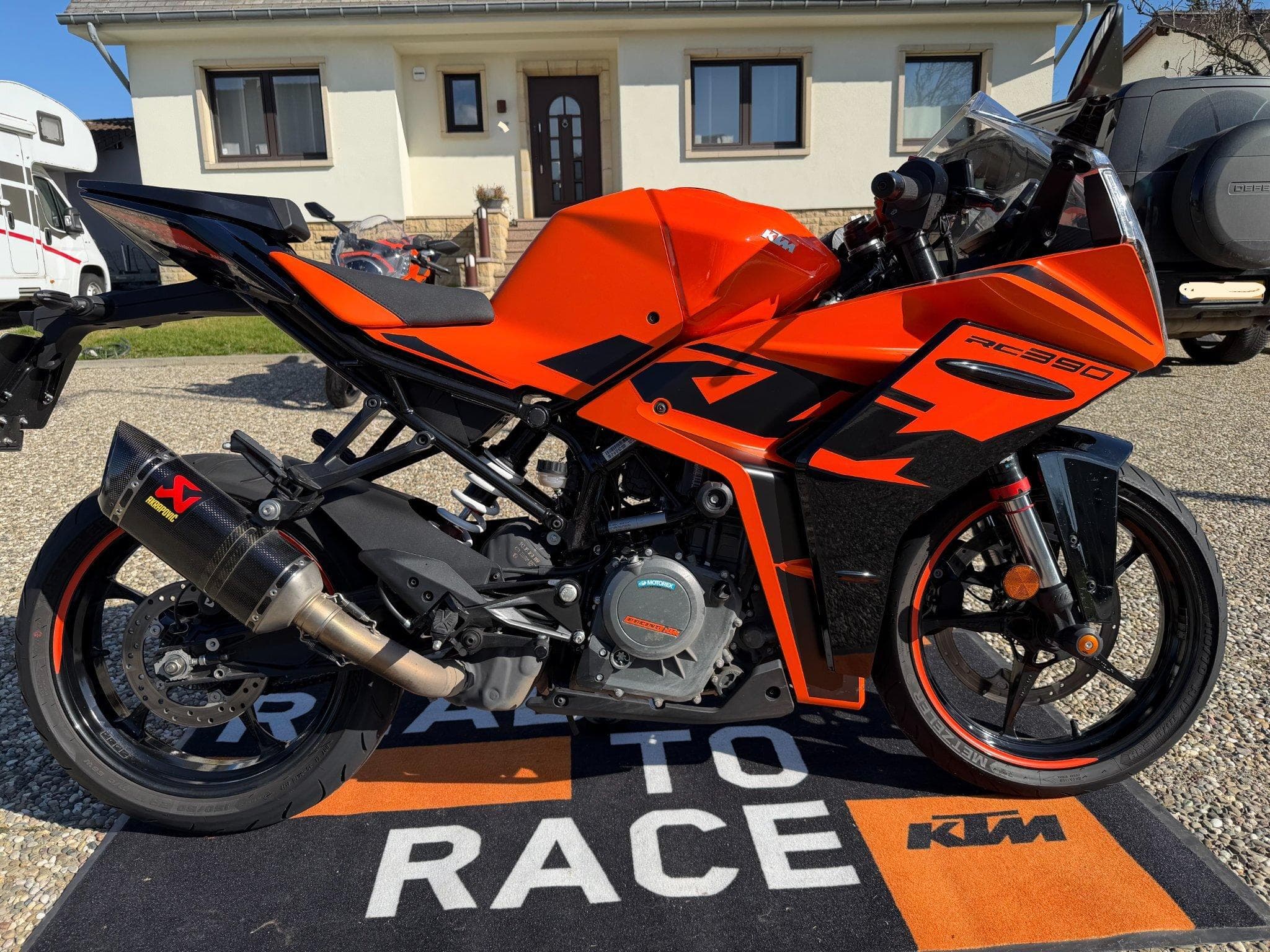 KTM RC 390 (2022) - Photo 1