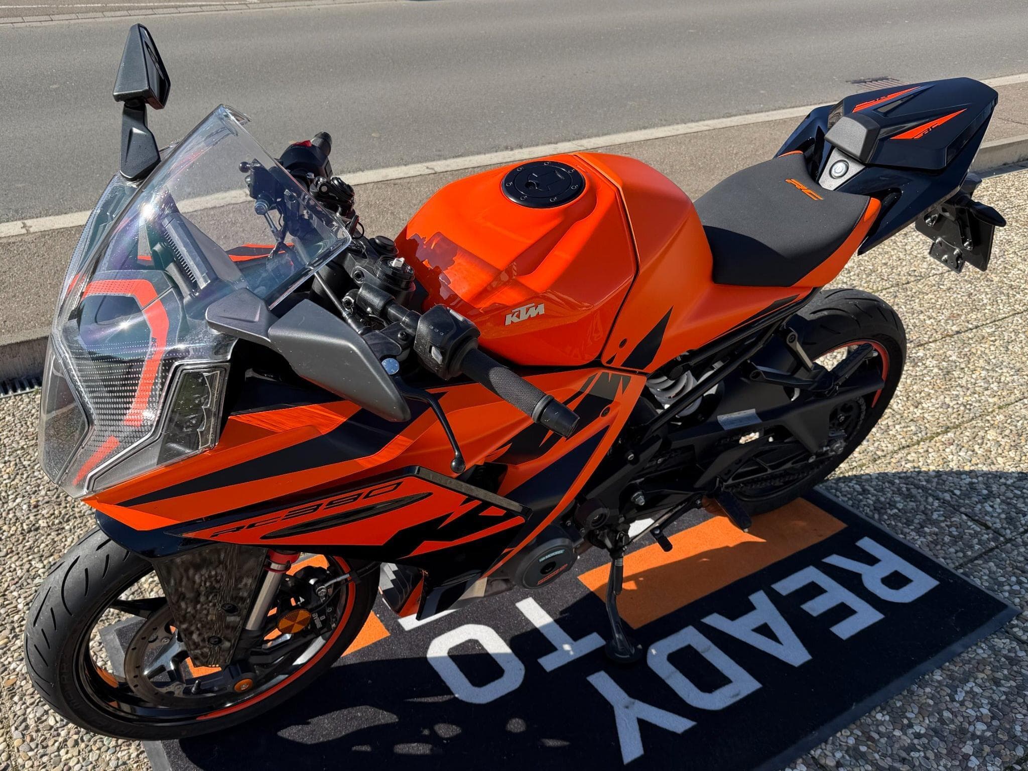 KTM RC 390 (2022) - Photo 4