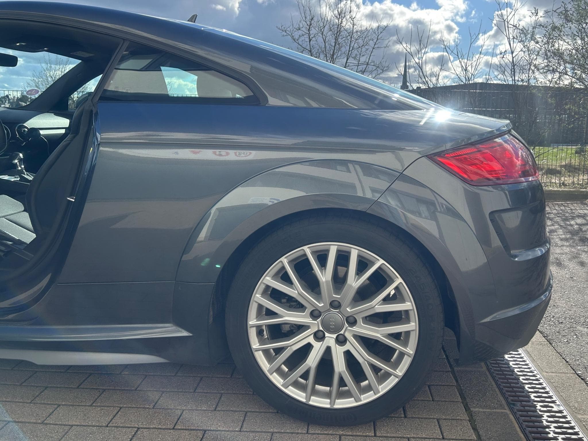 Audi TT S-Line (2020) - Photo 4