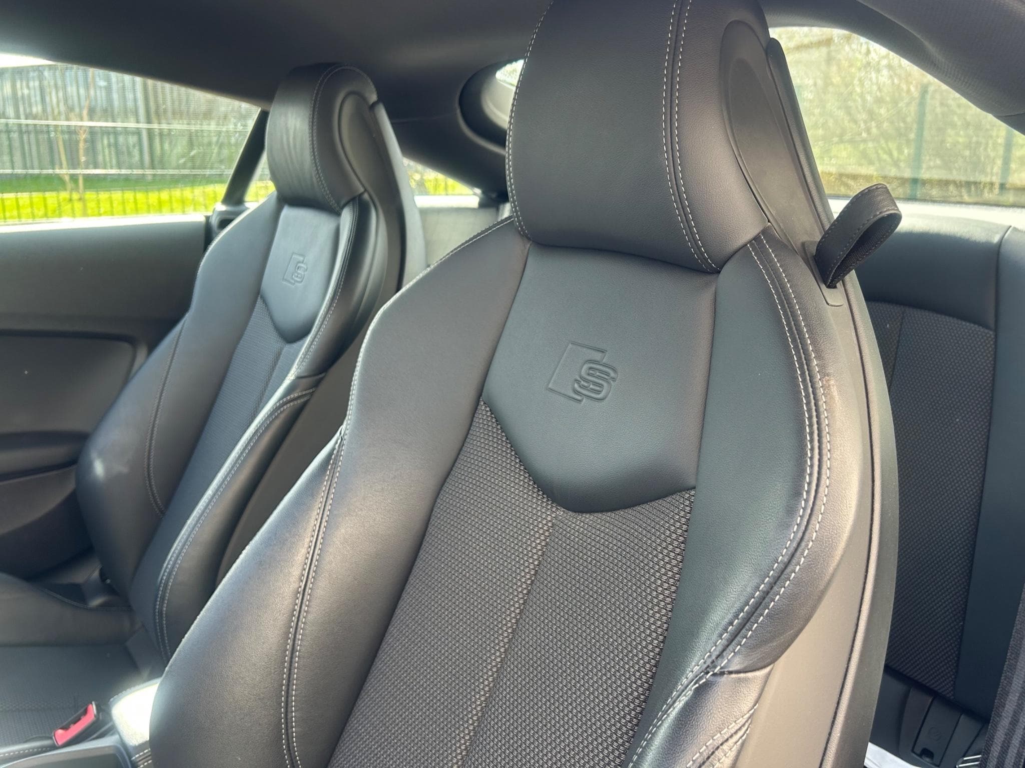 Audi TT S-Line (2020) - Photo 11