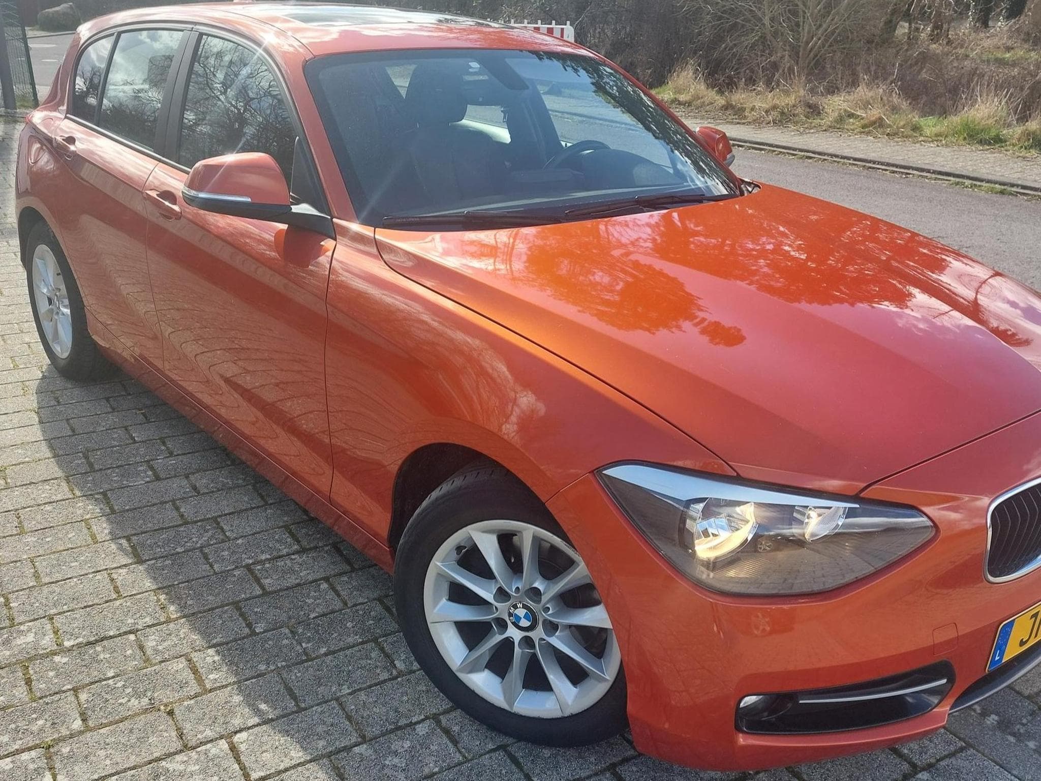 BMW 116 sport (2012) - Photo 3